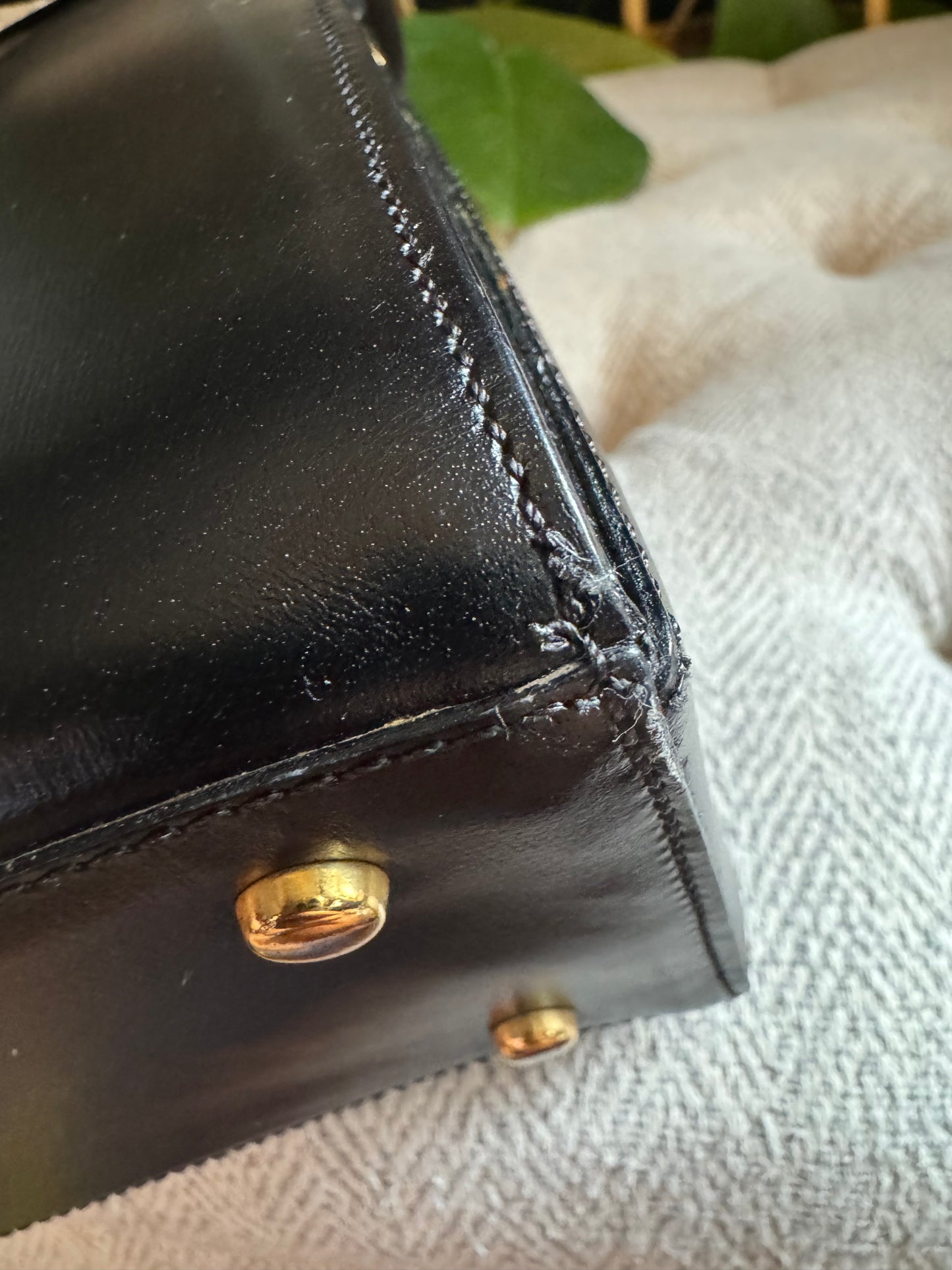 Celine Vintage Crossbody/Shoulder bag in Black, Gold Hardware
