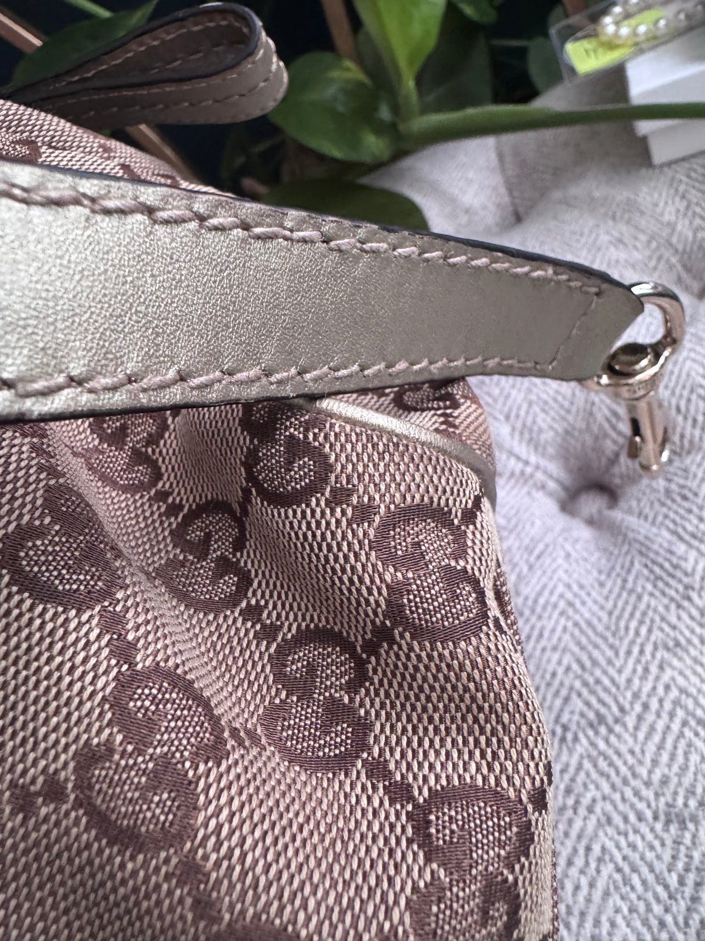 Gucci Vintage Sukey