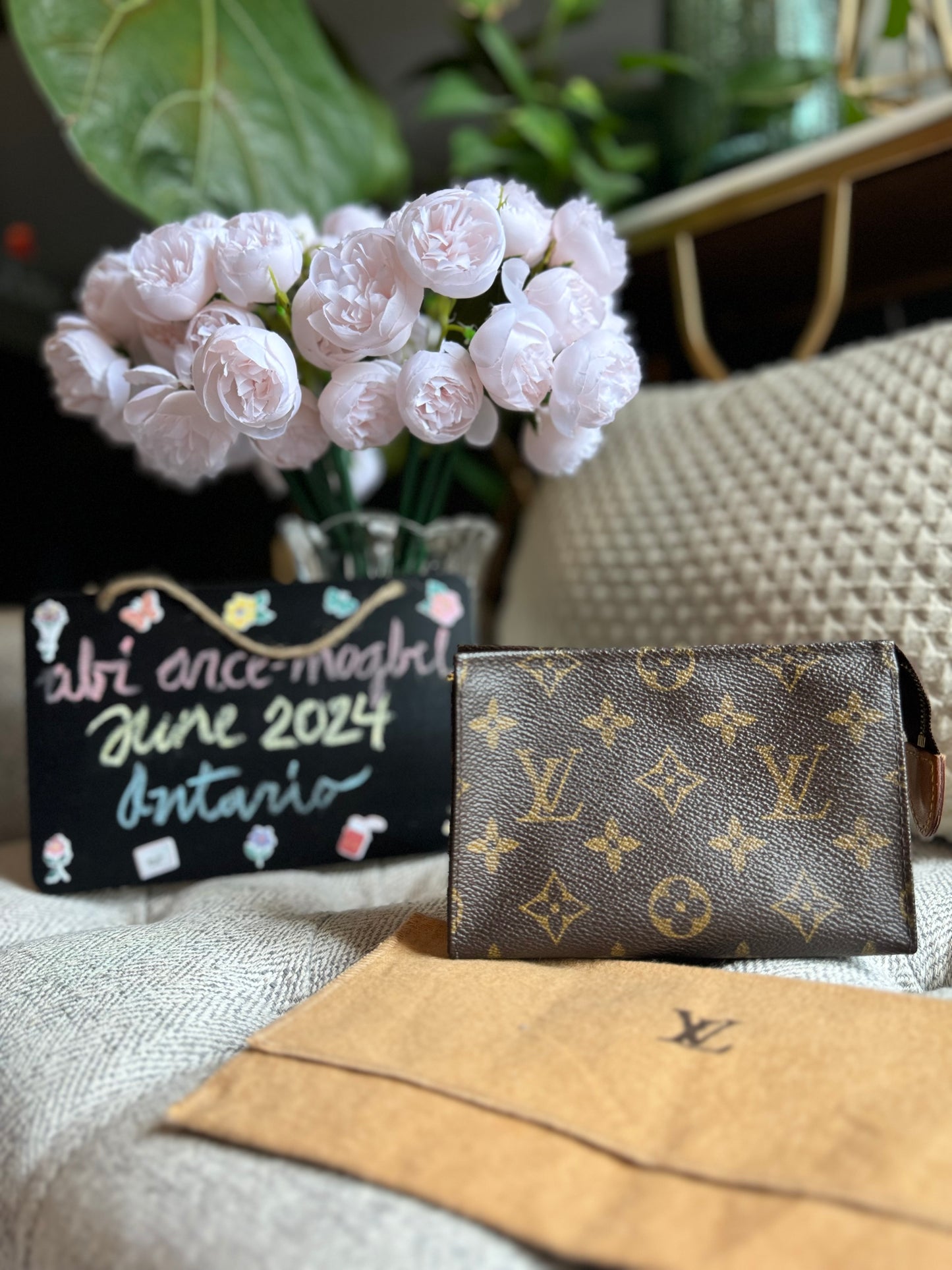 Louis Vuitton Toiletry 15