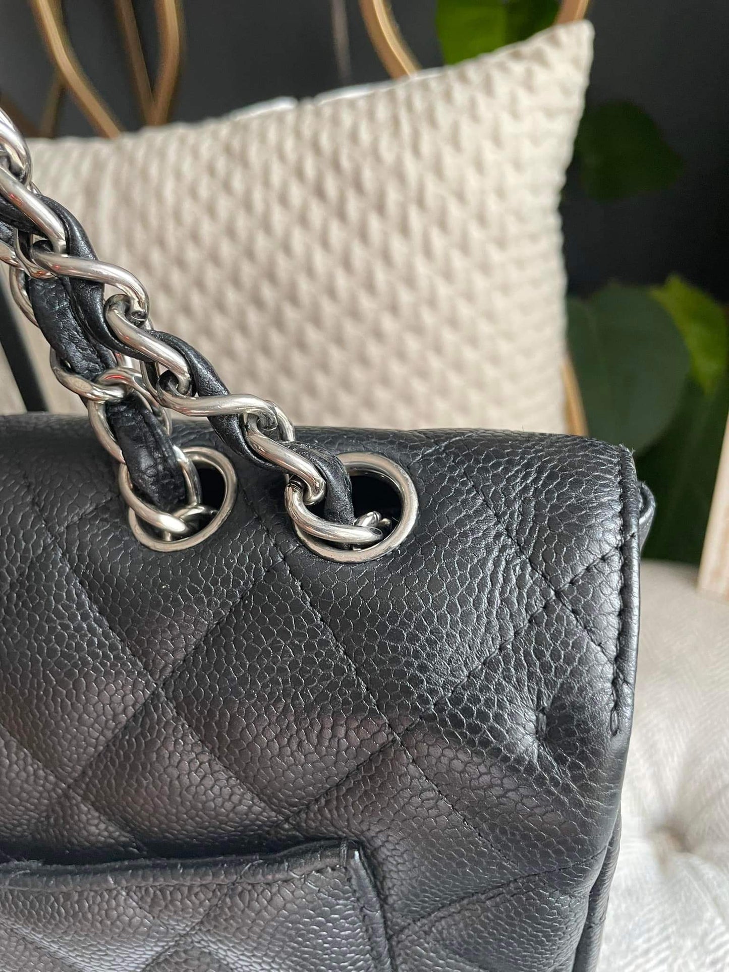 Chanel Classic Jumbo Caviar