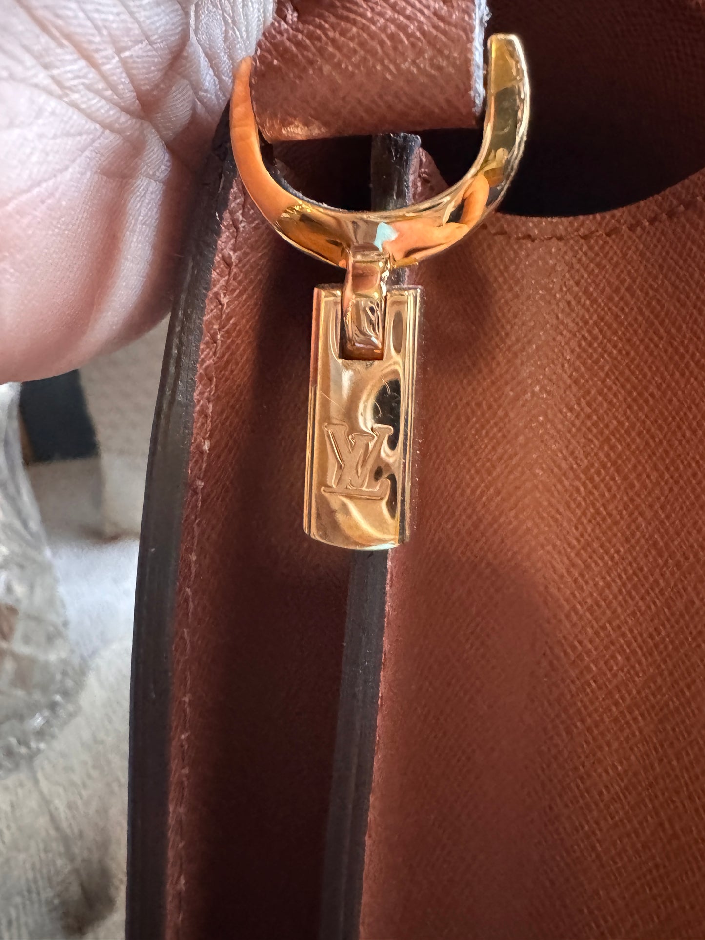 Louis Vuitton Vintage Raspail