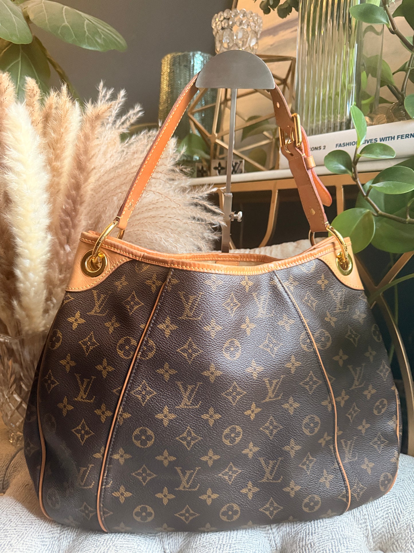 Louis Vuitton Galliera PM