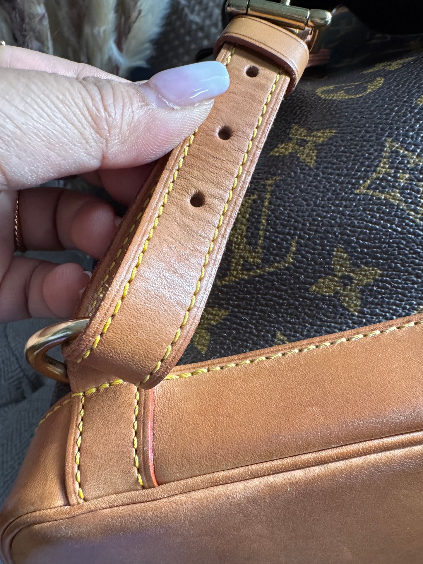 Louis Vuitton Vintage Montsouris GM