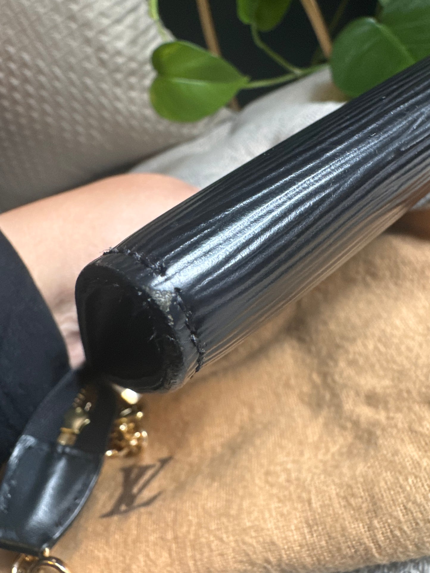 Louis Vuitton Vintage Black Epi Pochette