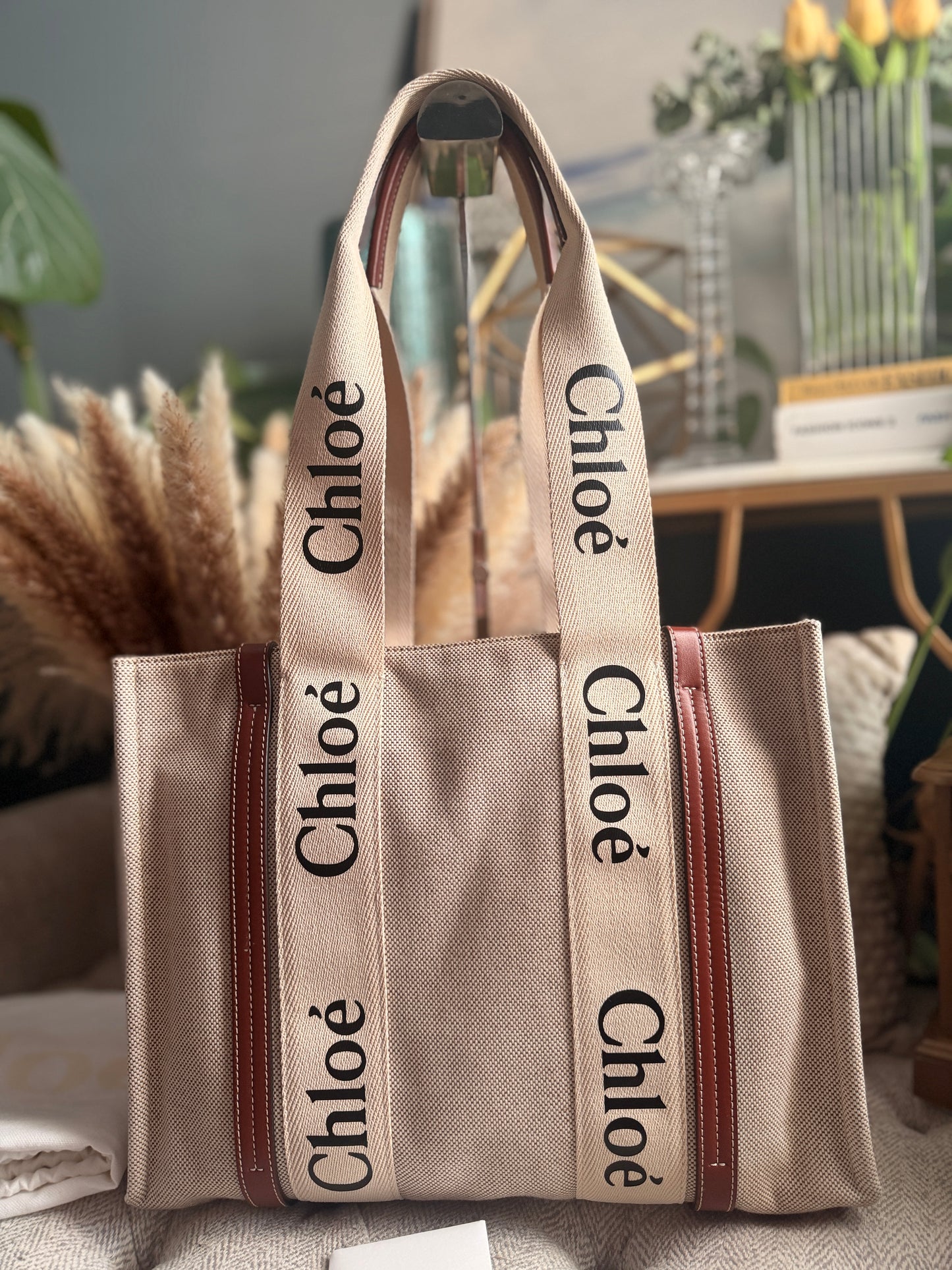 Chloe Medium Woody Tote