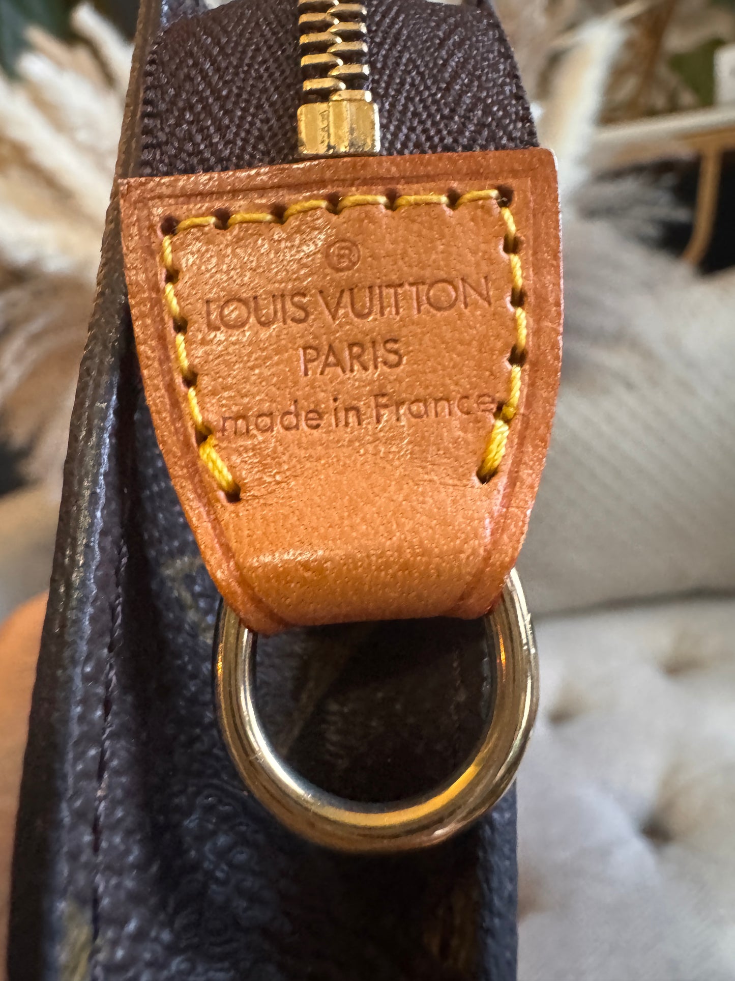 Louis Vuitton Vintage Bucket Pouch