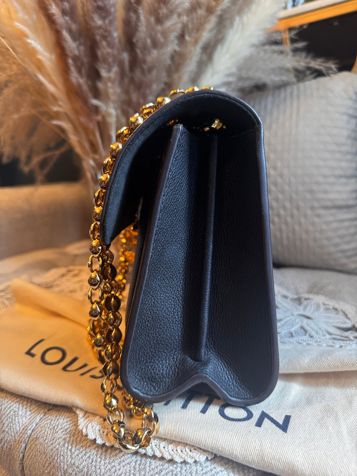 Louis Vuitton Victoire in Monogram and Black Calfskin