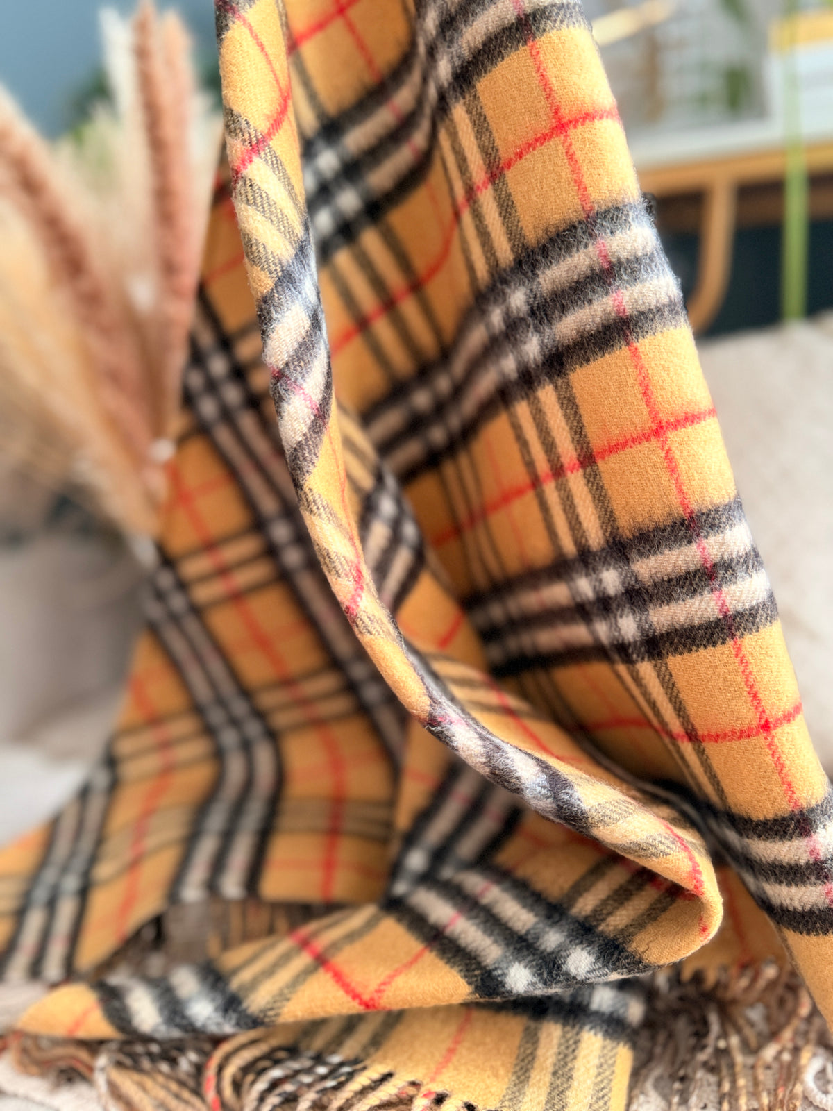 Burberry 100% Cashmere Scarf