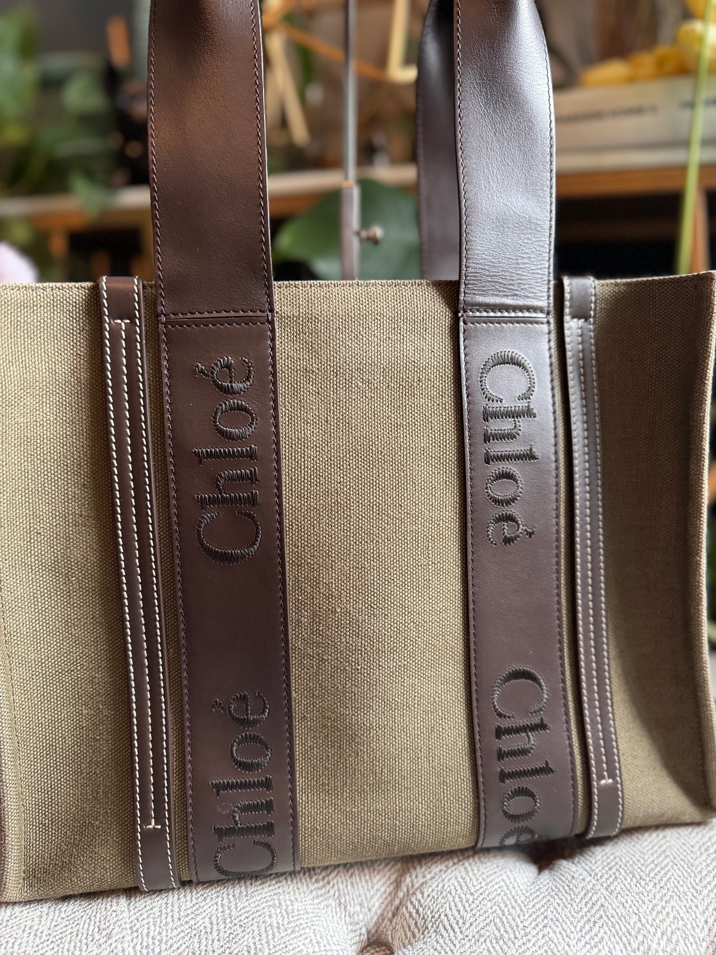 Chloe Medium Woody Tote