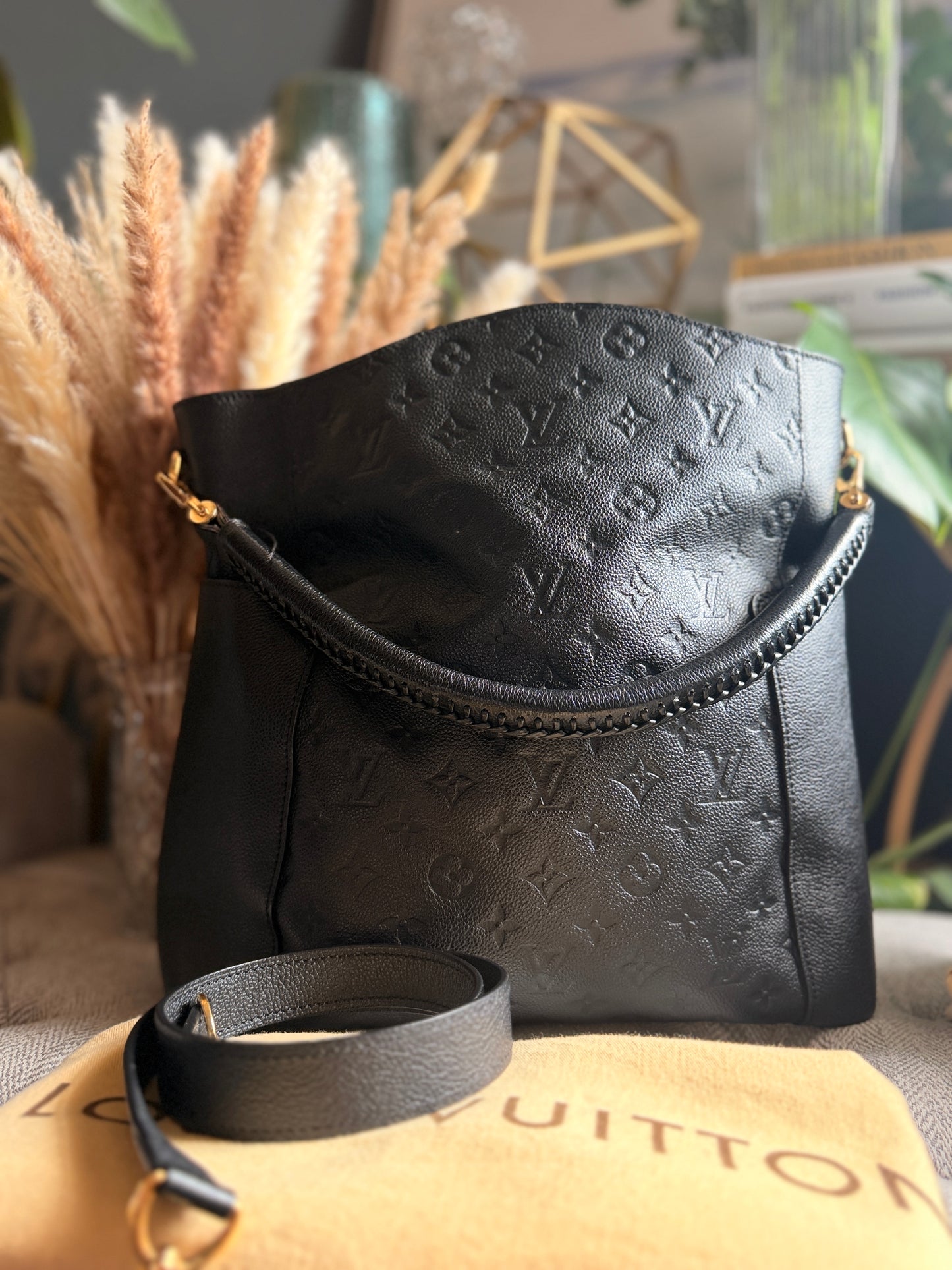 Louis Vuitton Bagatelle Empreinte in Noir