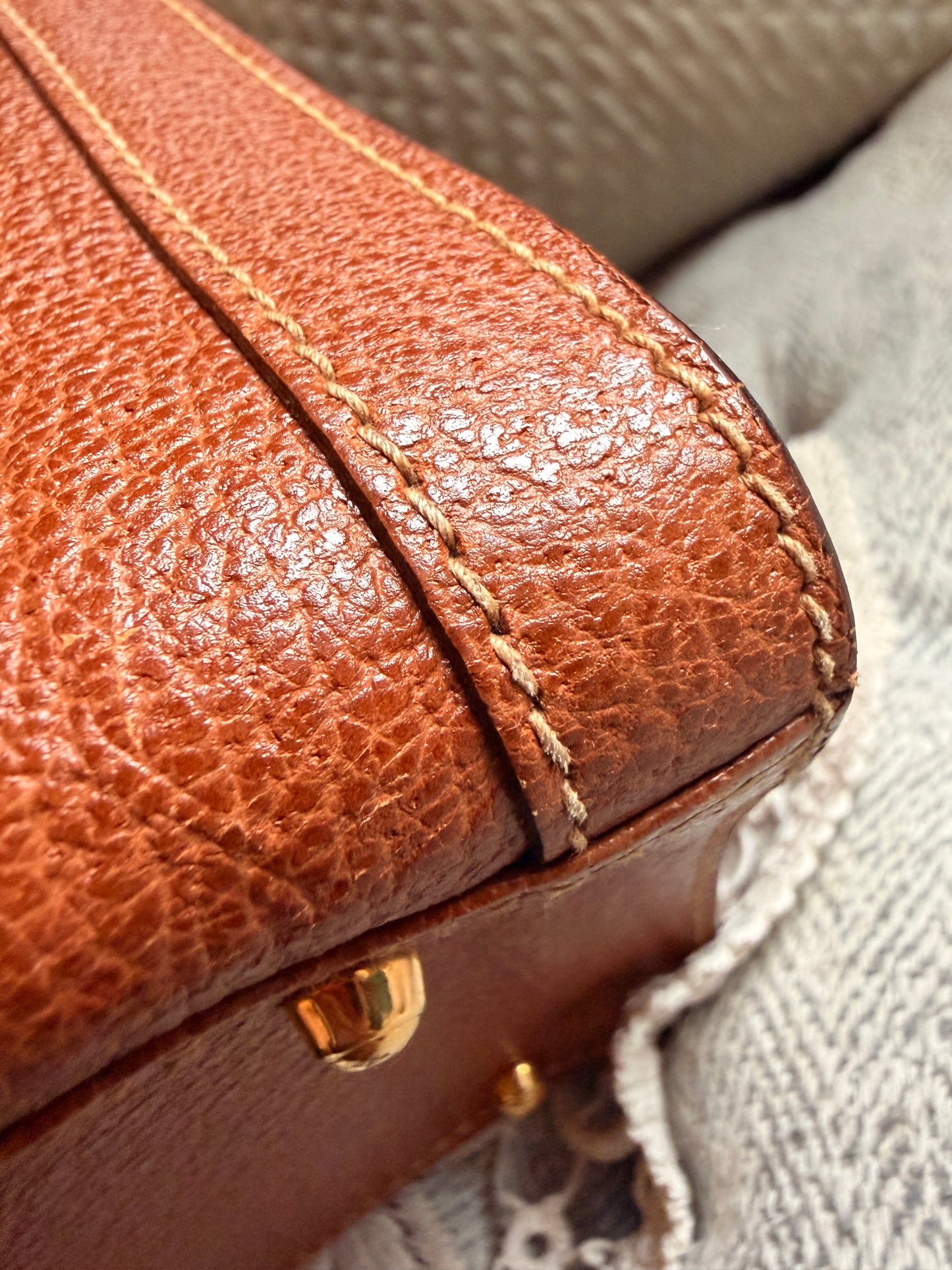 Gucci Vintage Diana
