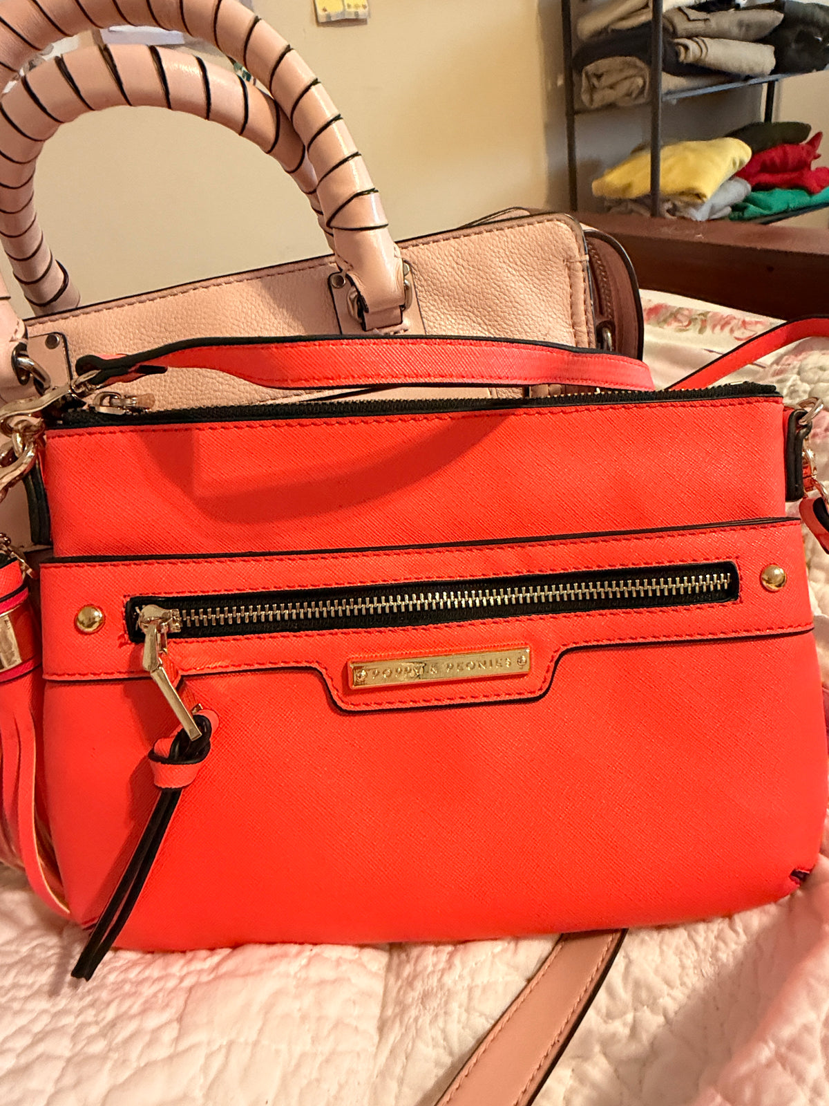 Gucci Leather Interlocking GG Tote