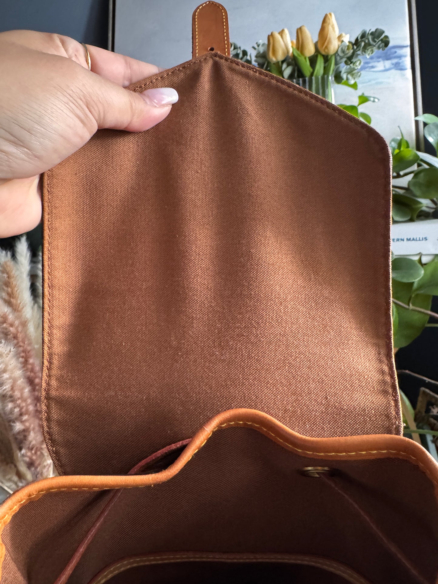 Louis Vuitton Vintage Montsouris GM