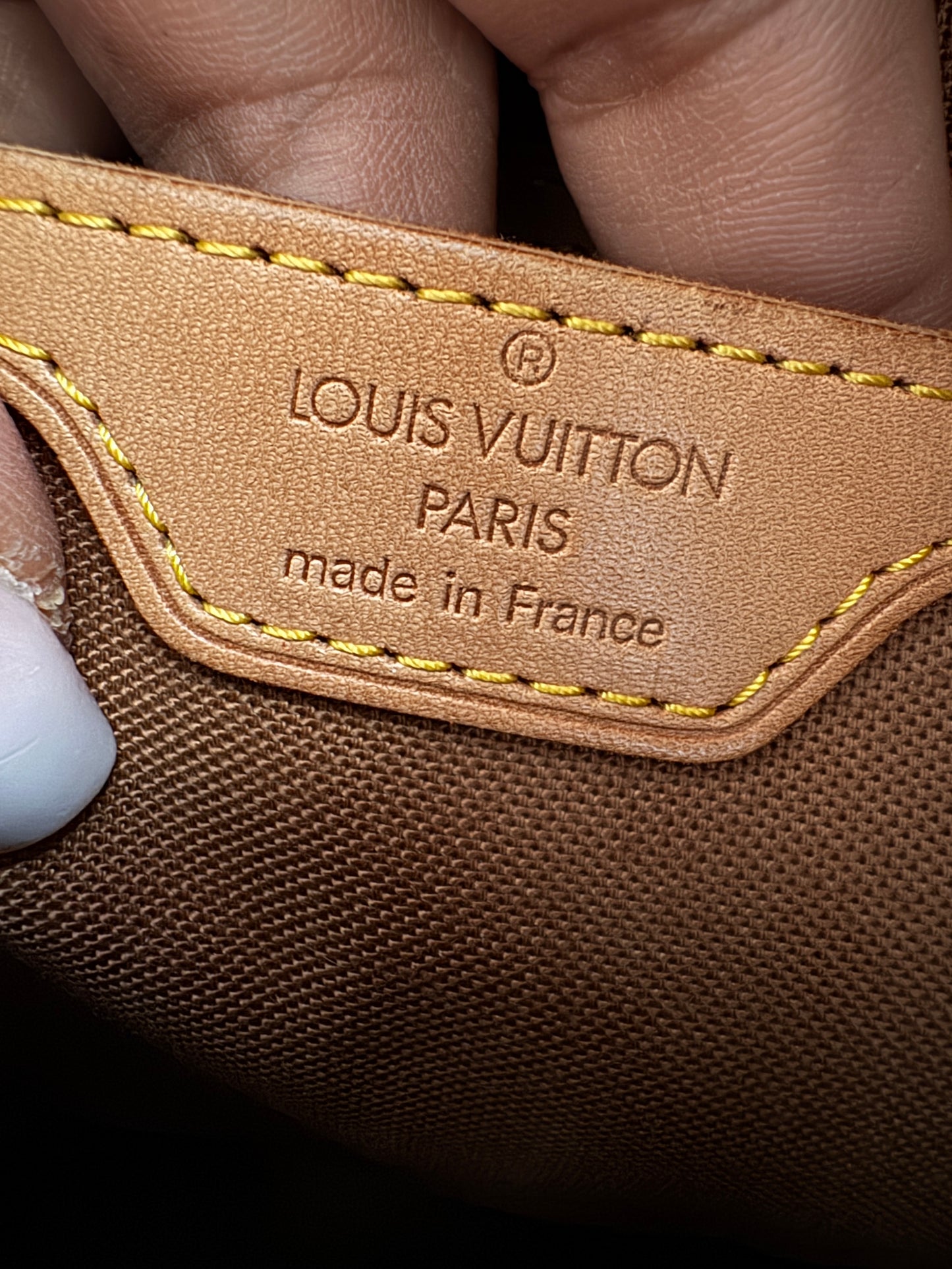 Louis Vuitton Vintage Montsouris GM
