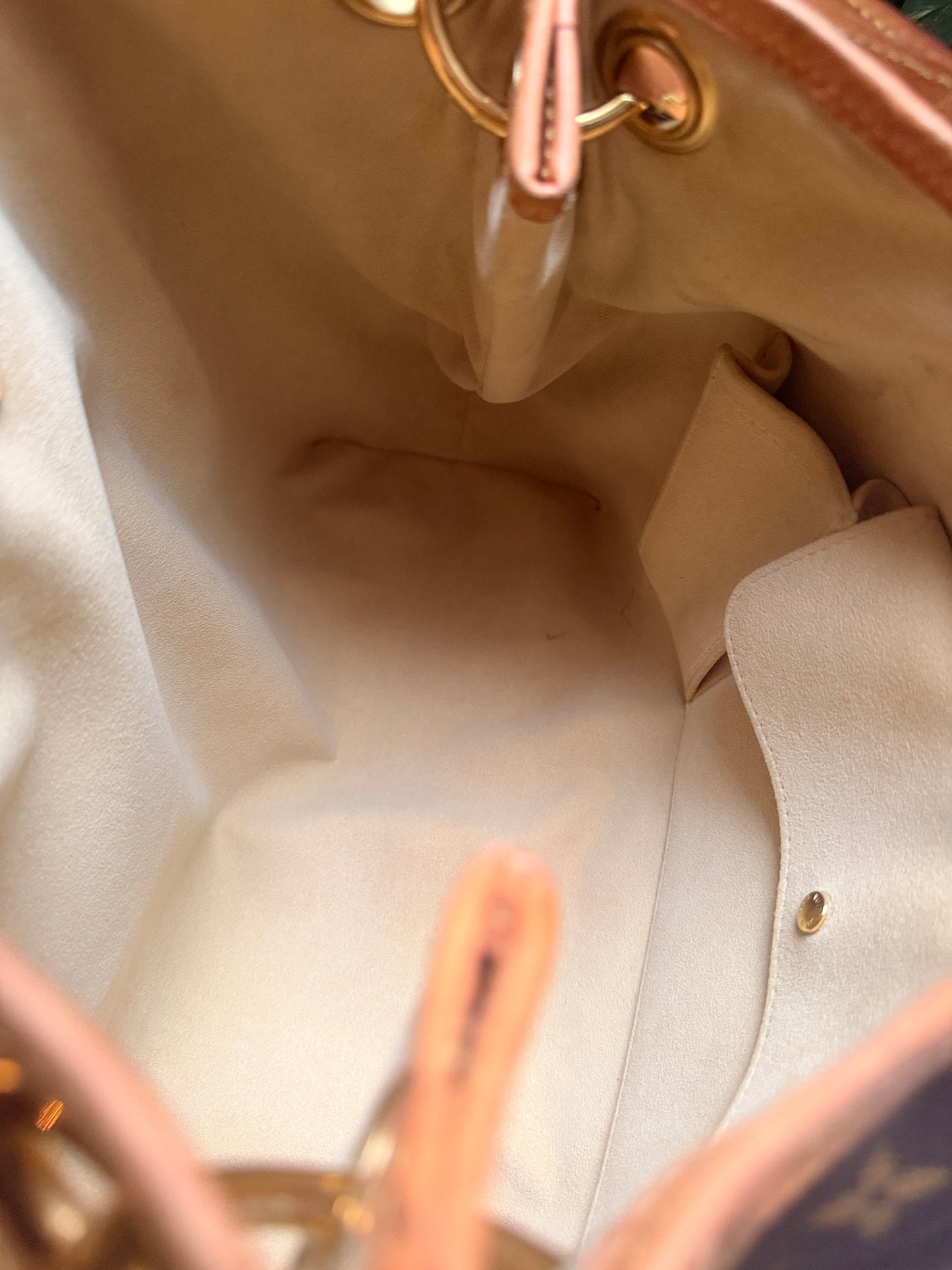 Louis Vuitton Galliera PM