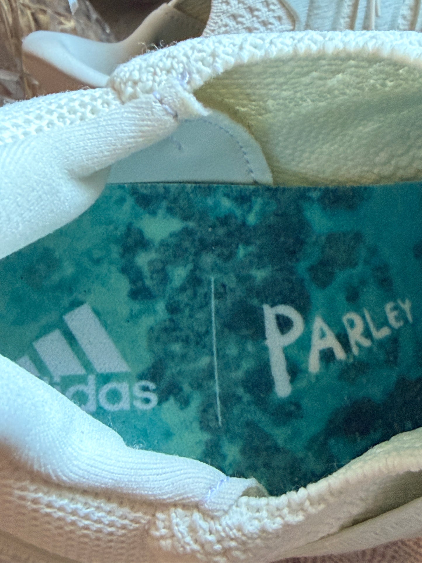 Adidas x Parley Ultraboost 6.0 DNA Non Dyed FZ0250 Men’s 5.5 Women’s 6.5/7