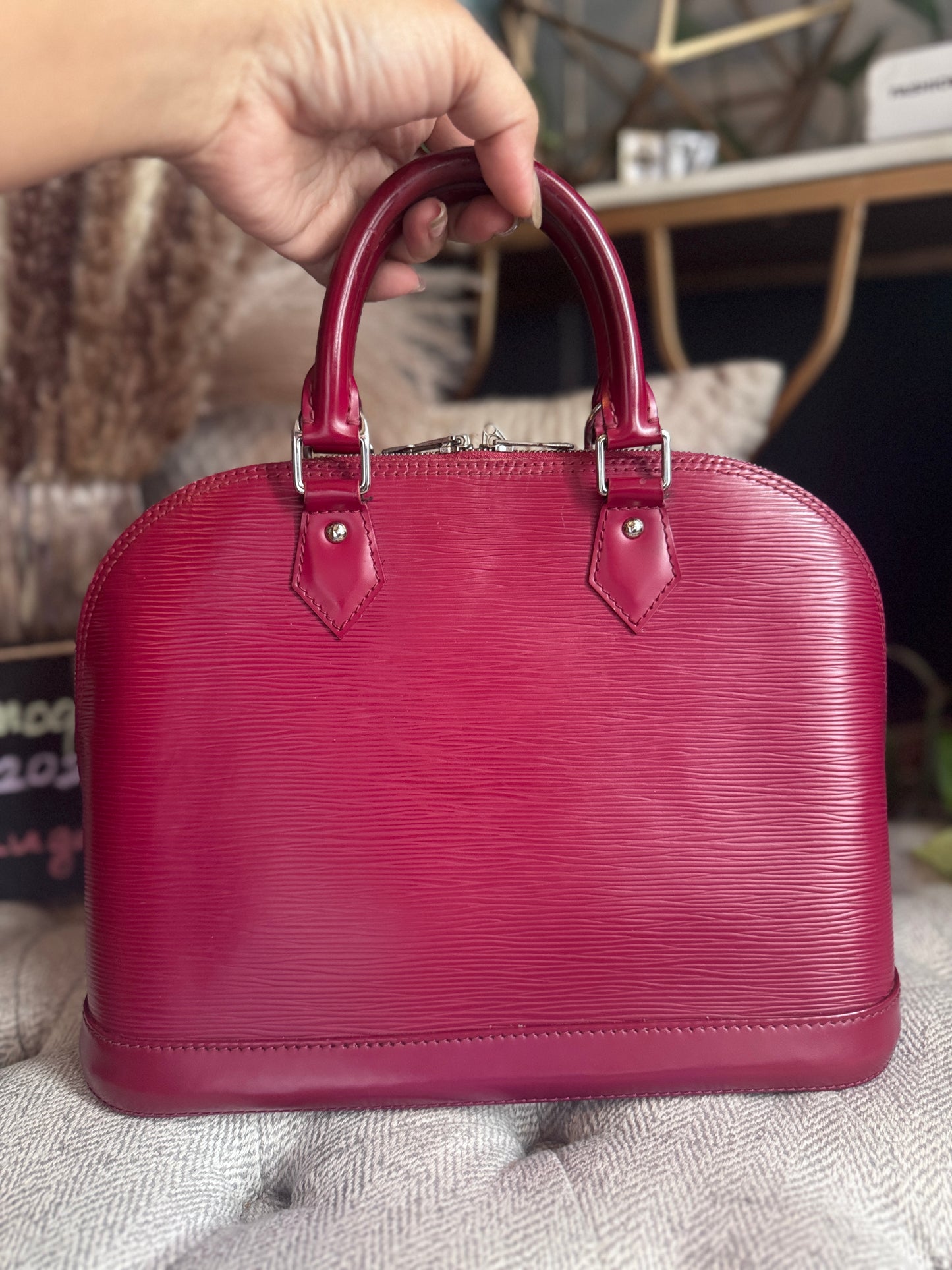 Louis Vuitton Epi Alma PM -New Model (with feet)