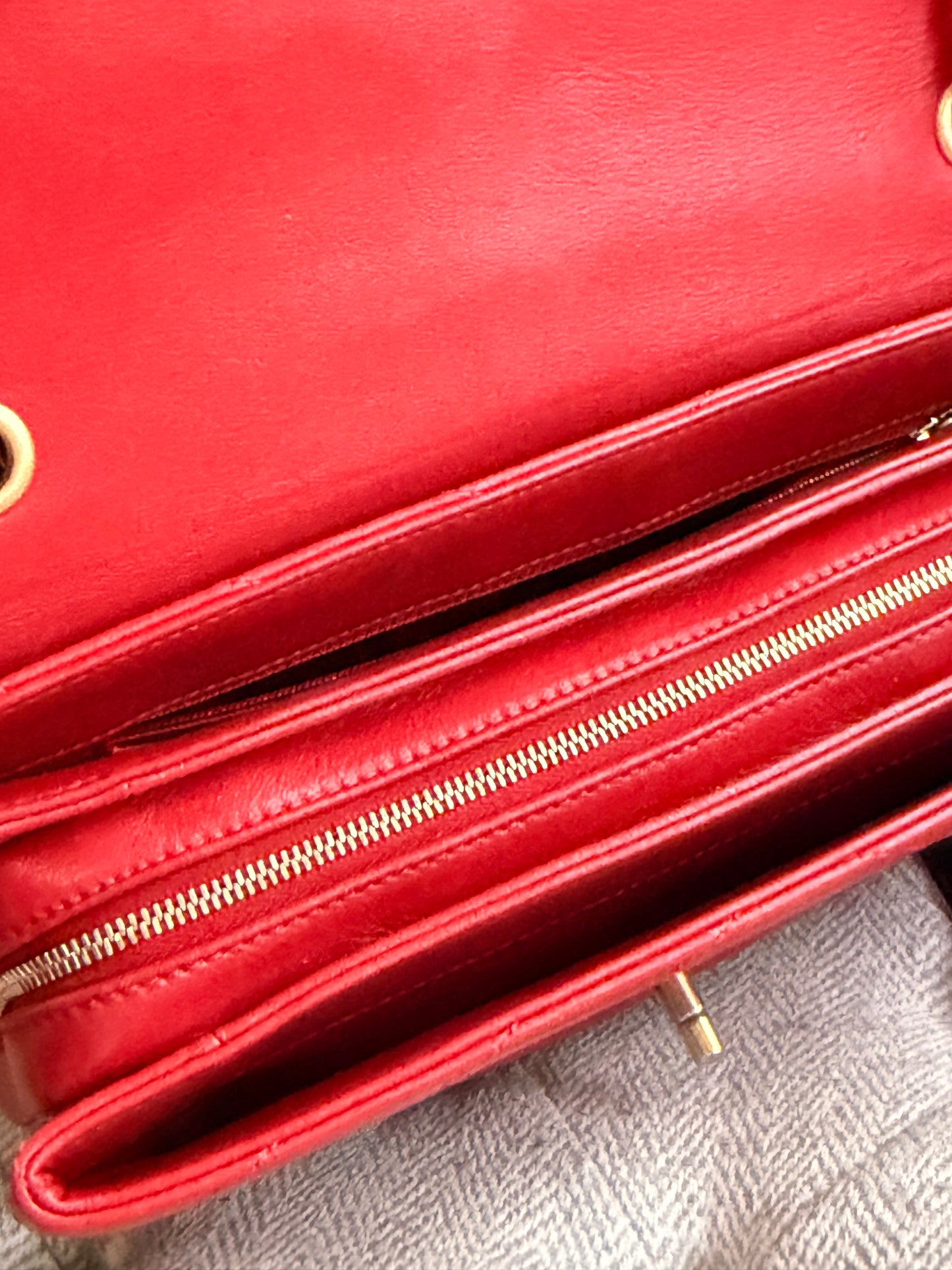 CHANEL Lambskin Chevron Stitched Envelope Flap Bag