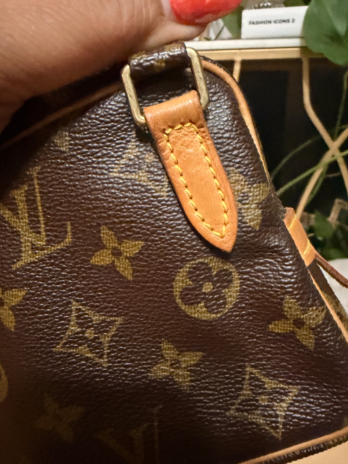 Louis Vuitton Vintage Marly Pochette