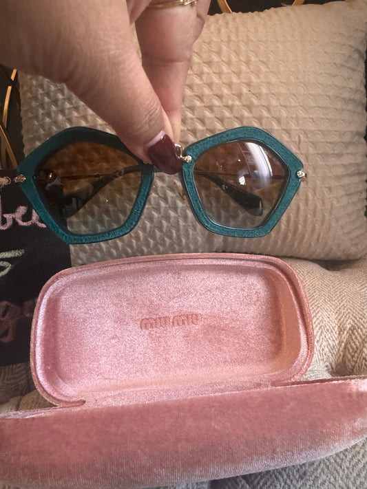 Miumiu Sunnies