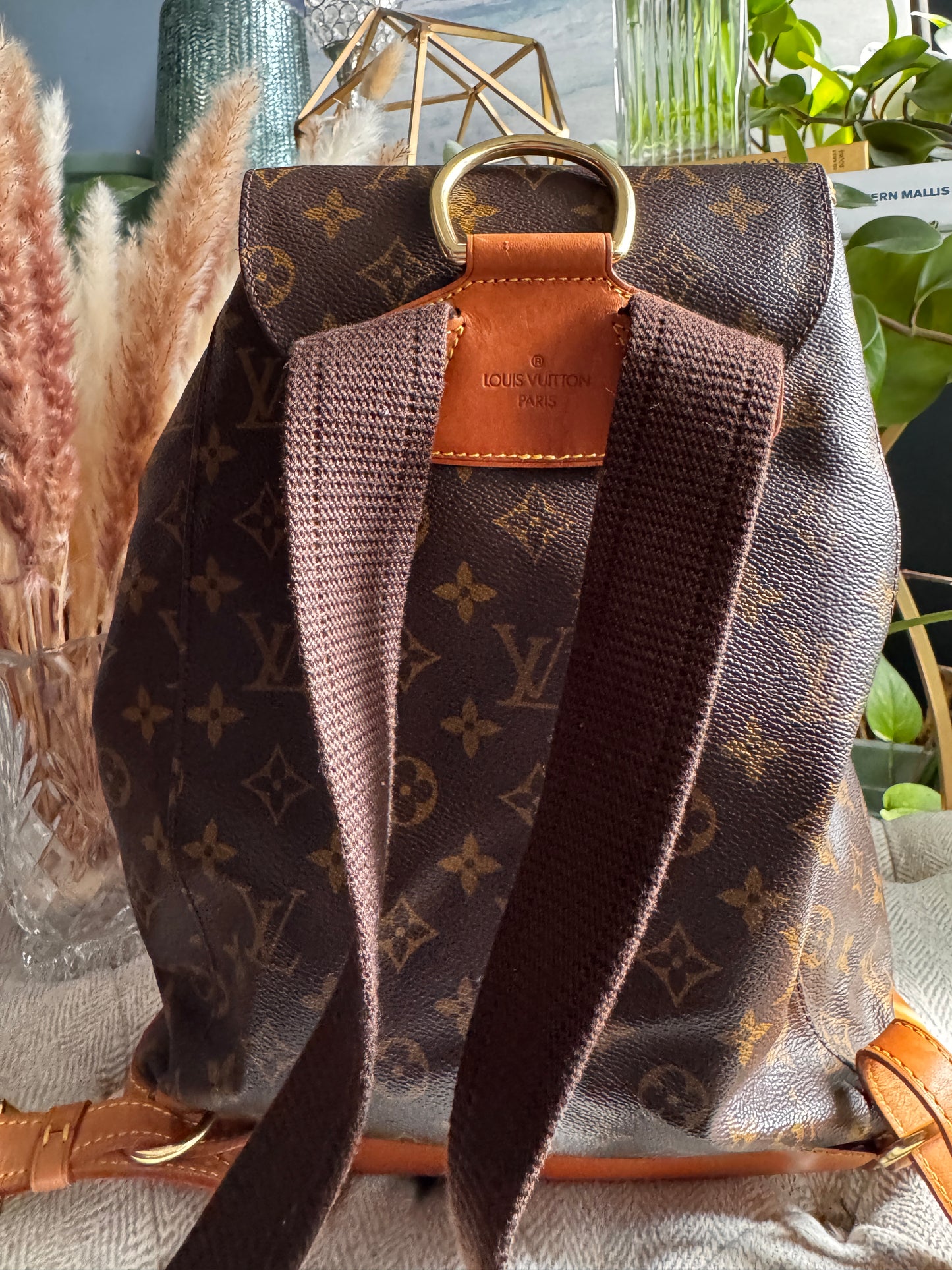 Louis Vuitton Vintage Montsouris GM