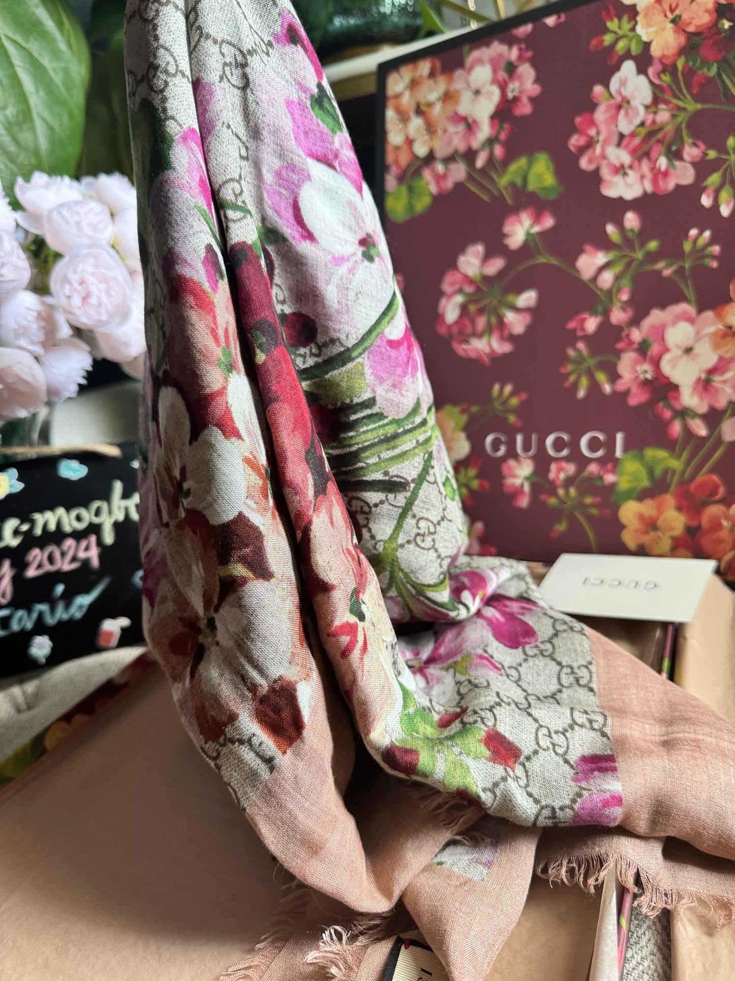 Gucci Blooms Stole