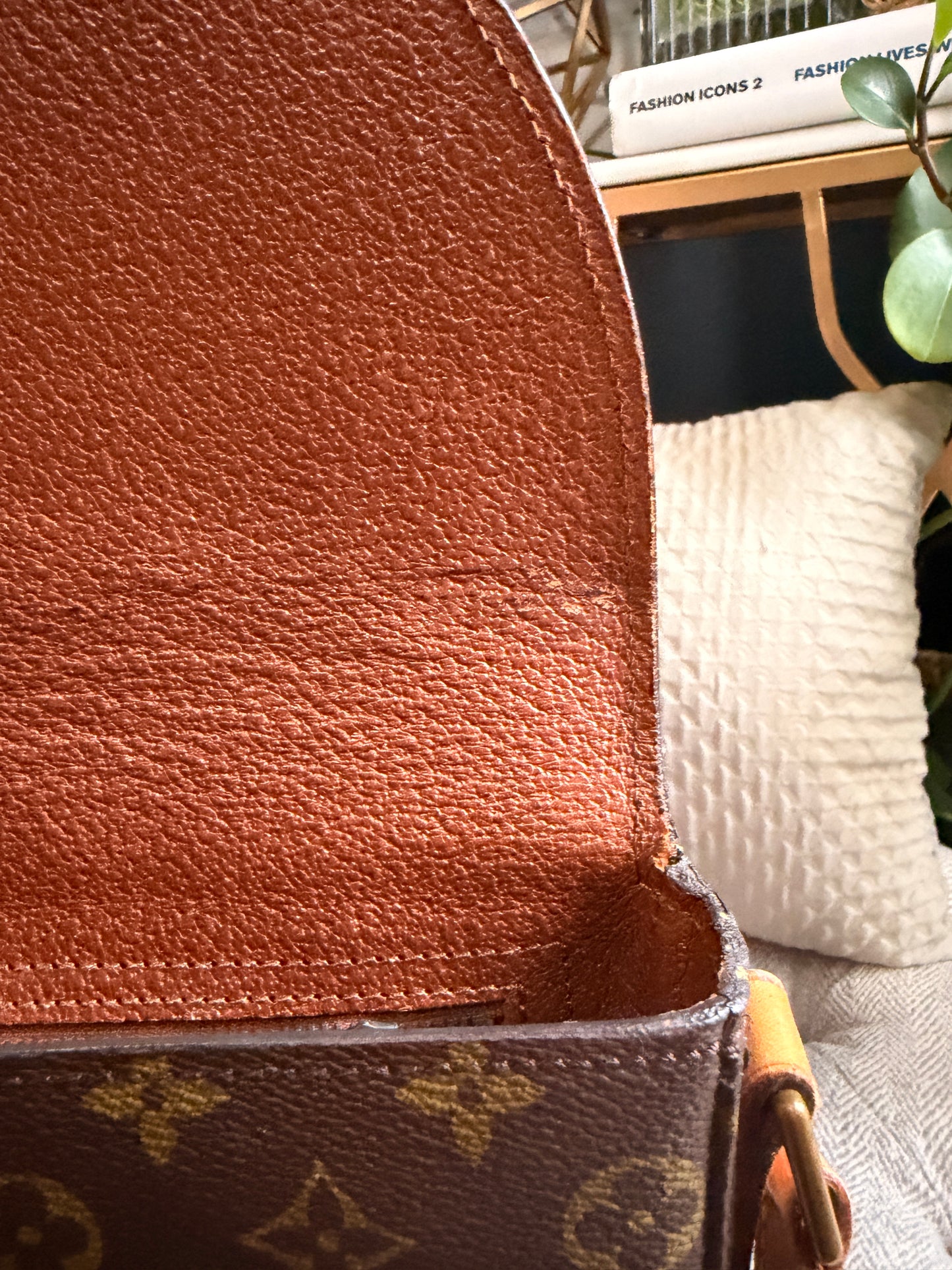 Louis Vuitton Vintage Chantilly GM