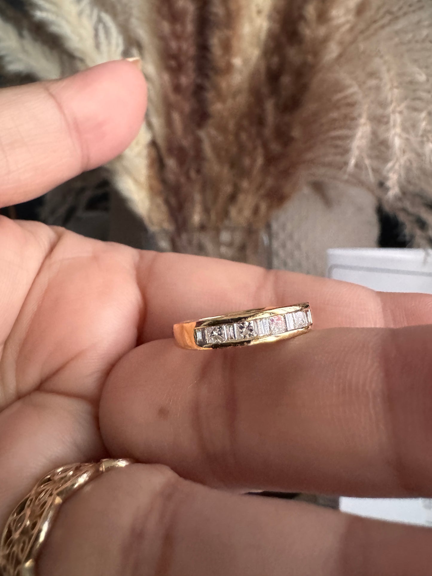 18 k Gold Band with Natural Diamonds