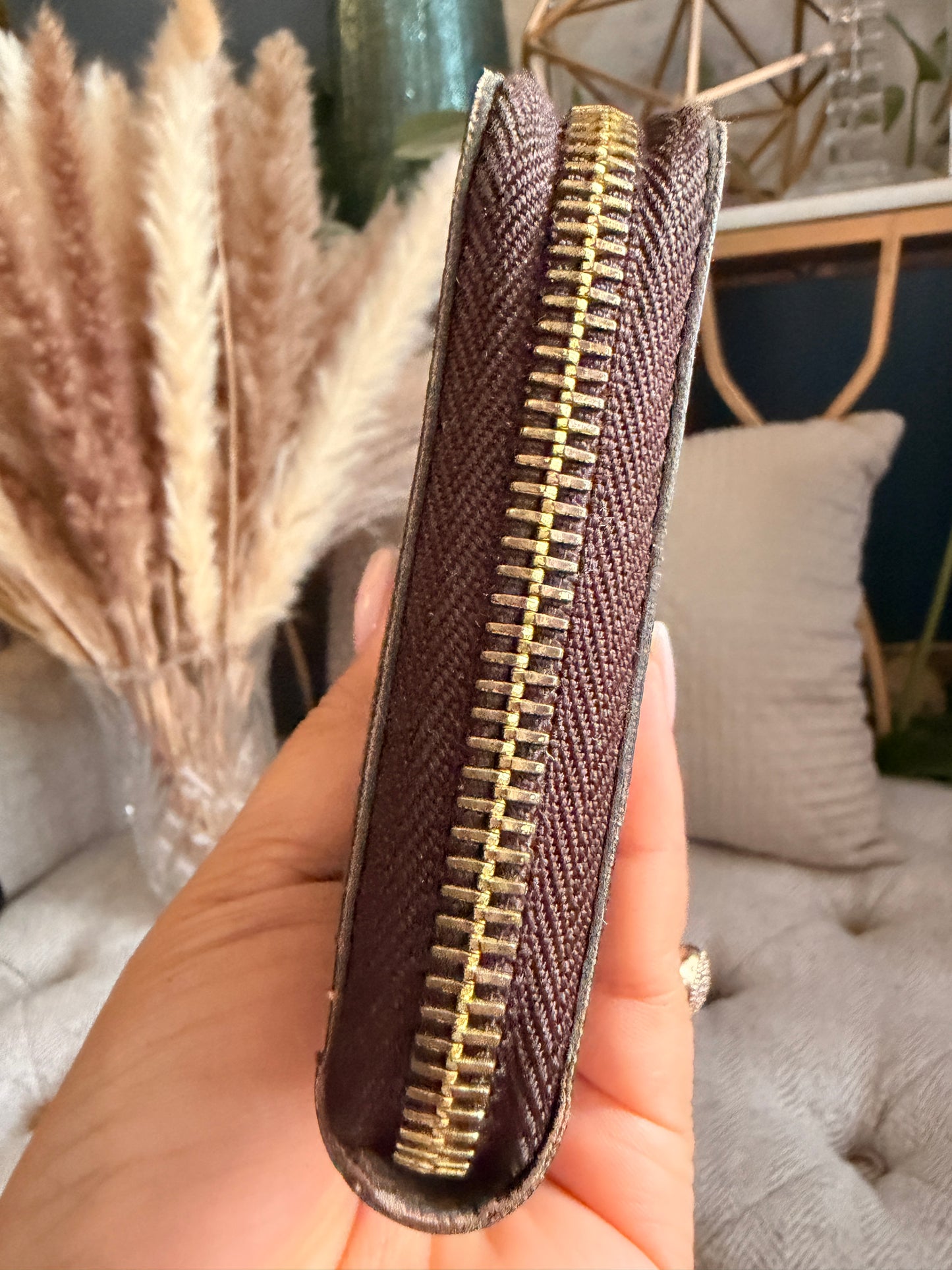 Louis Vuitton Zippy Wallet