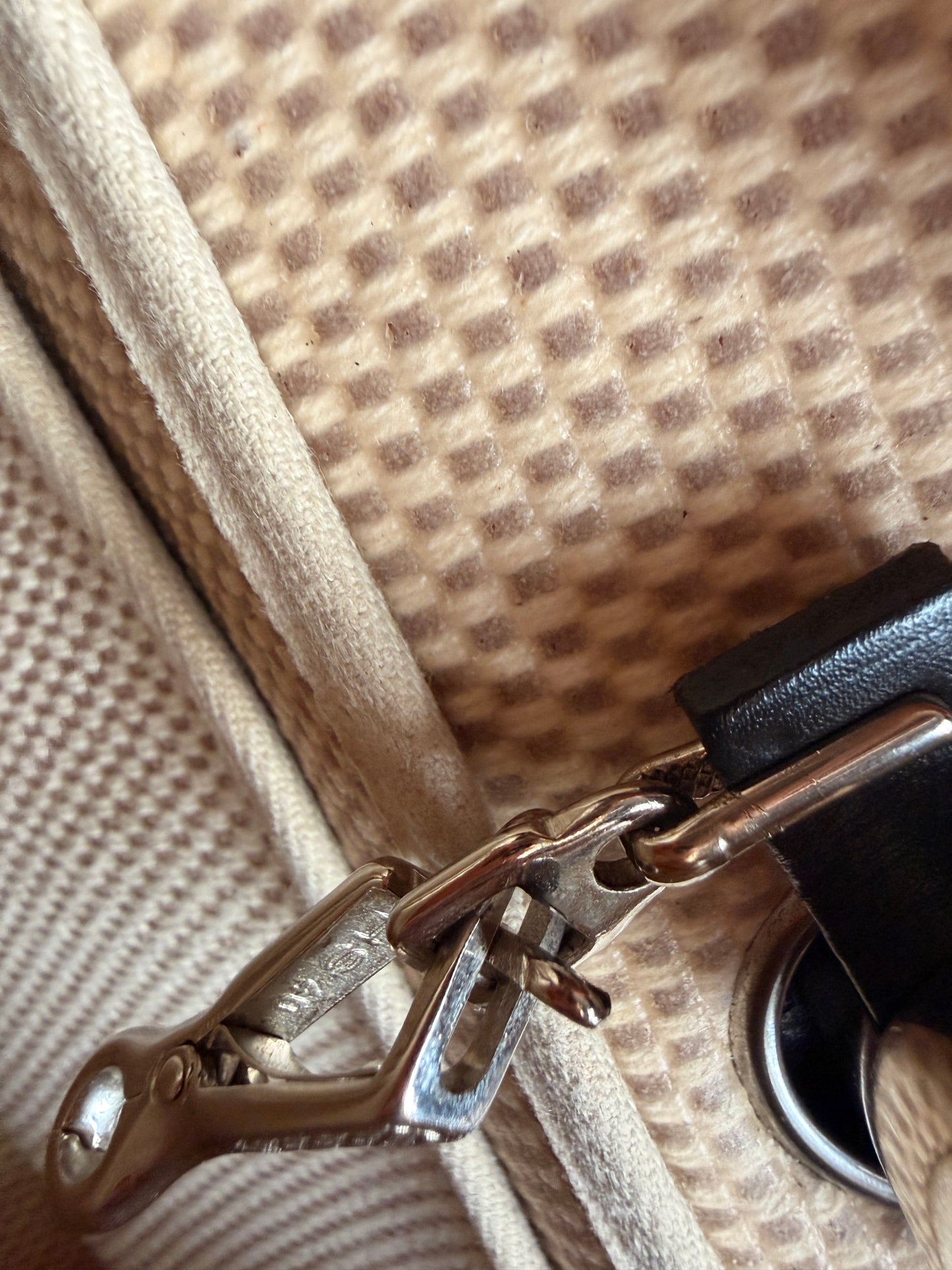 HERMES
Vache Hunter Criss Viking Herbag PM 31 Natural Black with Black Replacement bag