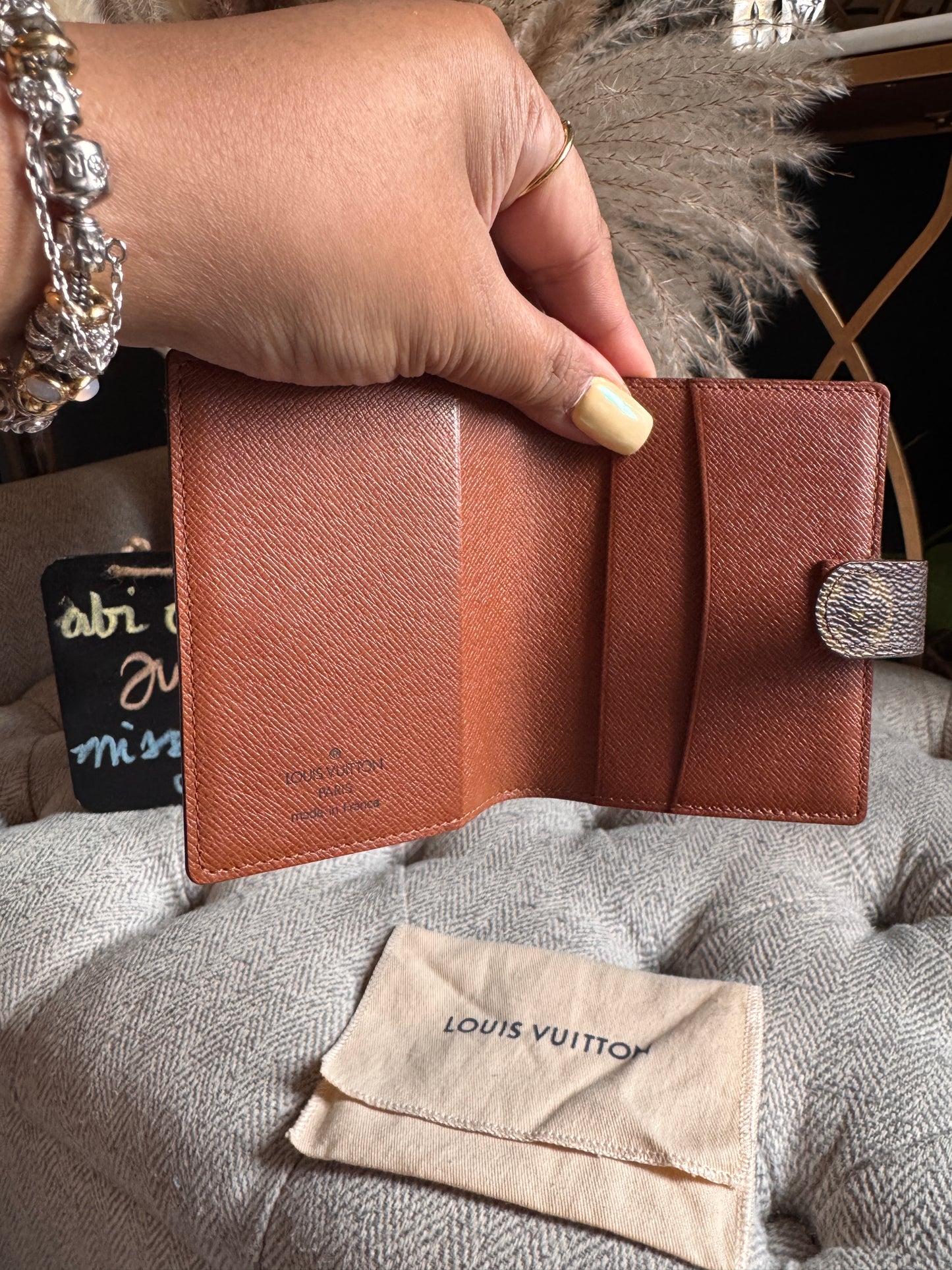 Louis Vuitton Cardholder in Monogram