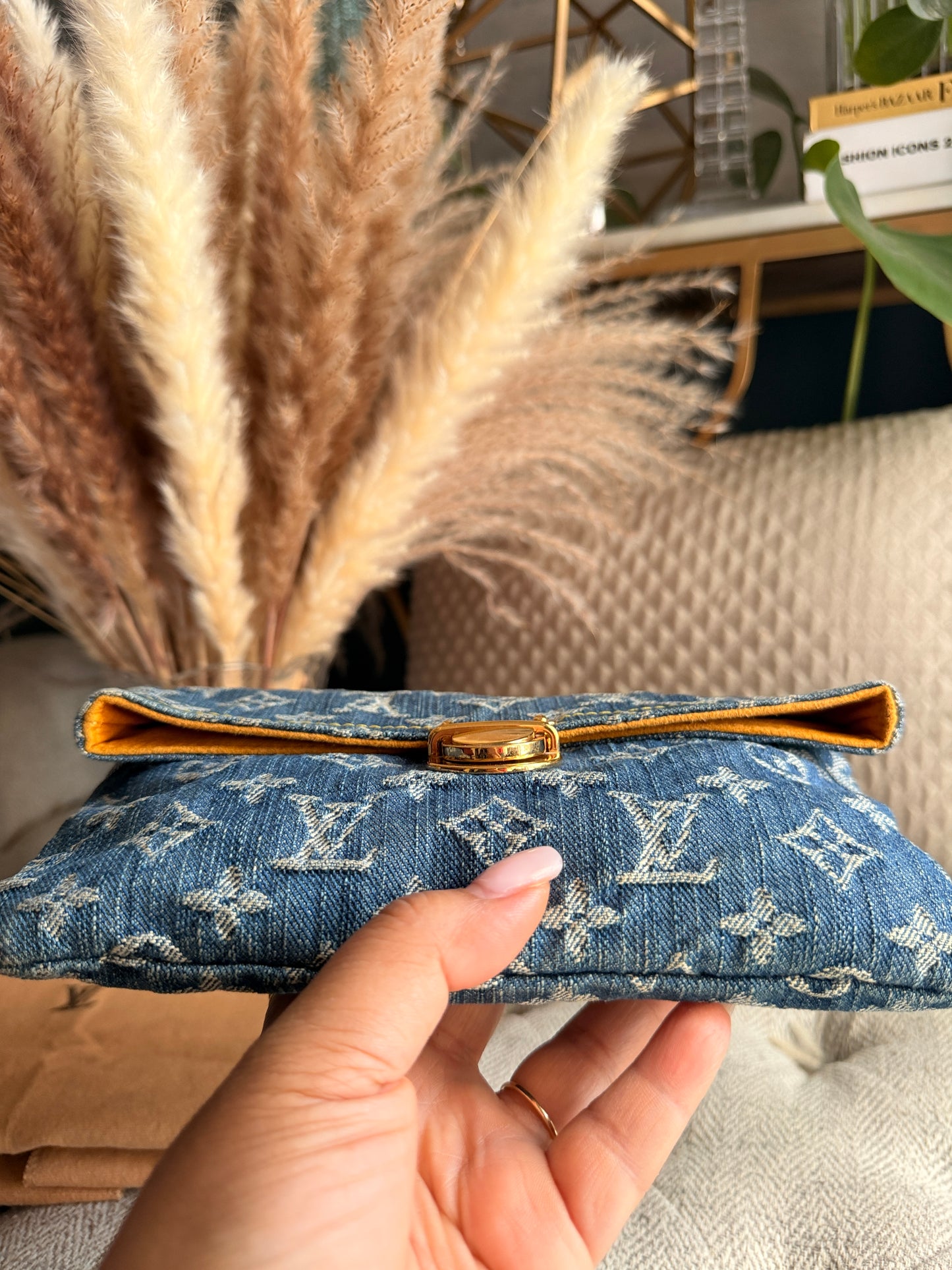 Louis Vuitton Blue Monogram Denim Pochette Plat clutch