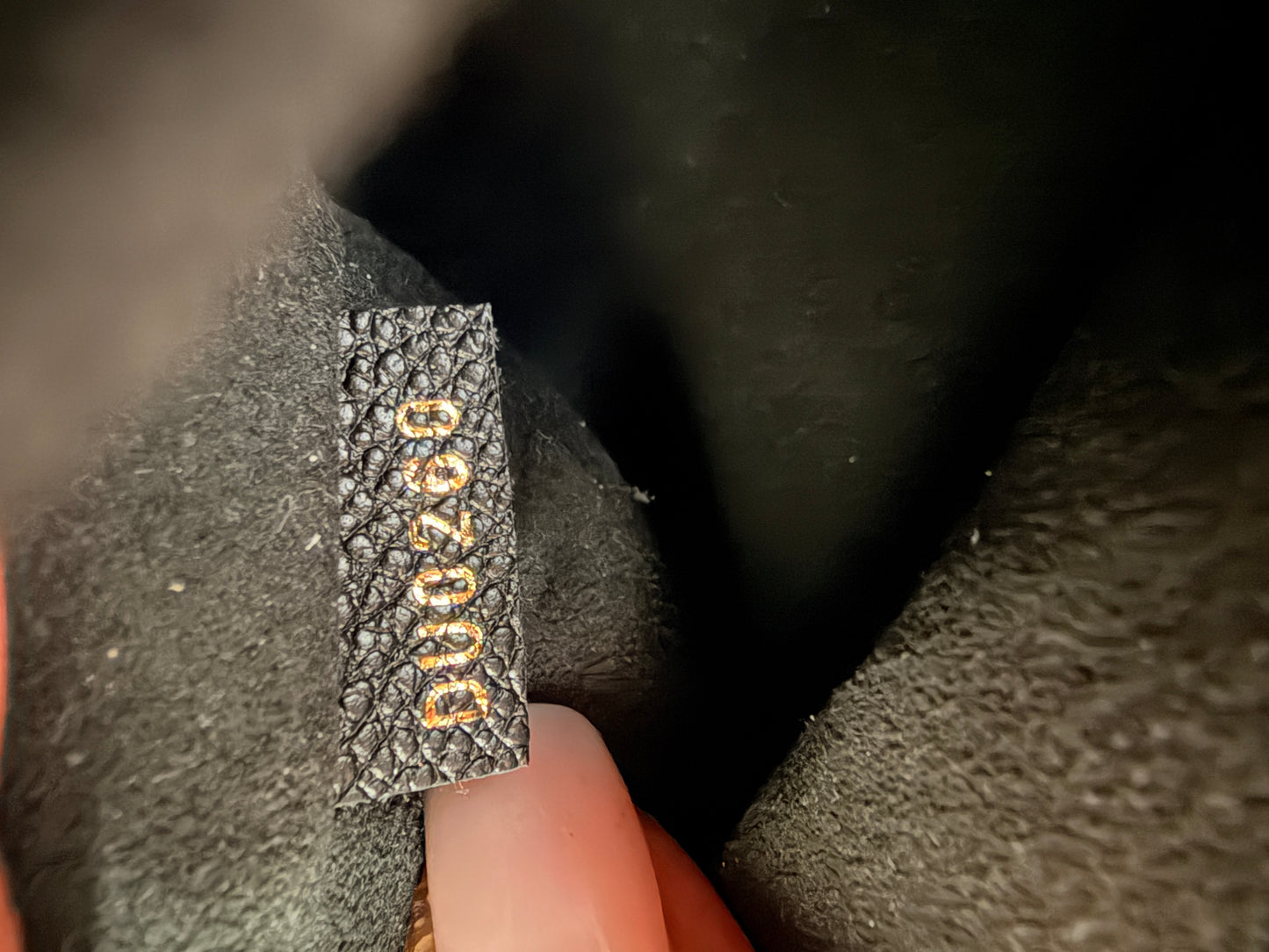 Louis Vuitton Boite Chapeau in Empreinte Noir