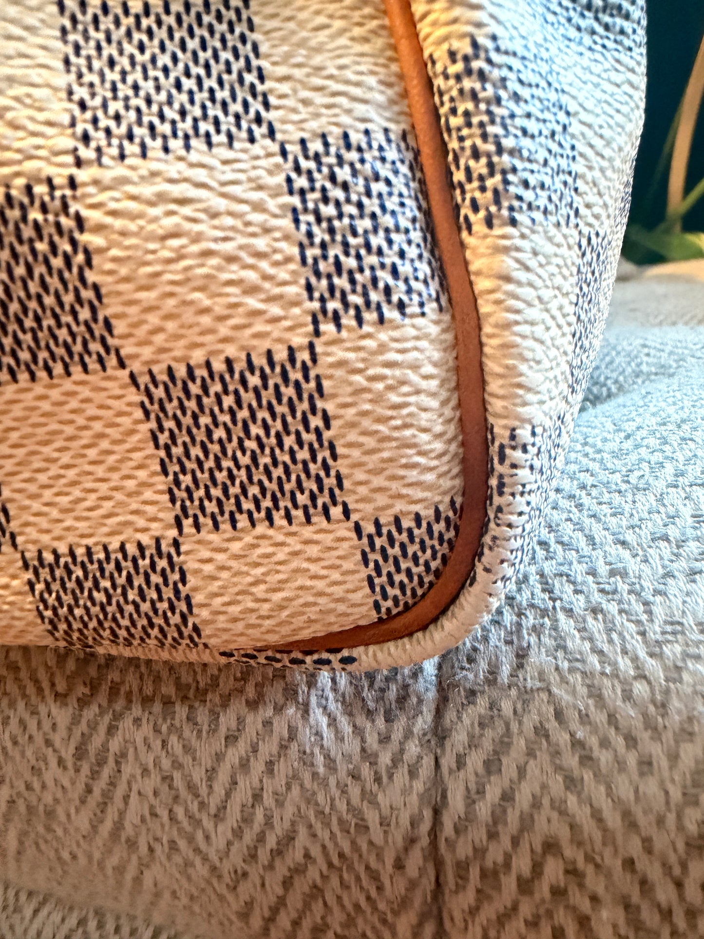 Louis Vuitton Damier Azur Speedy 30