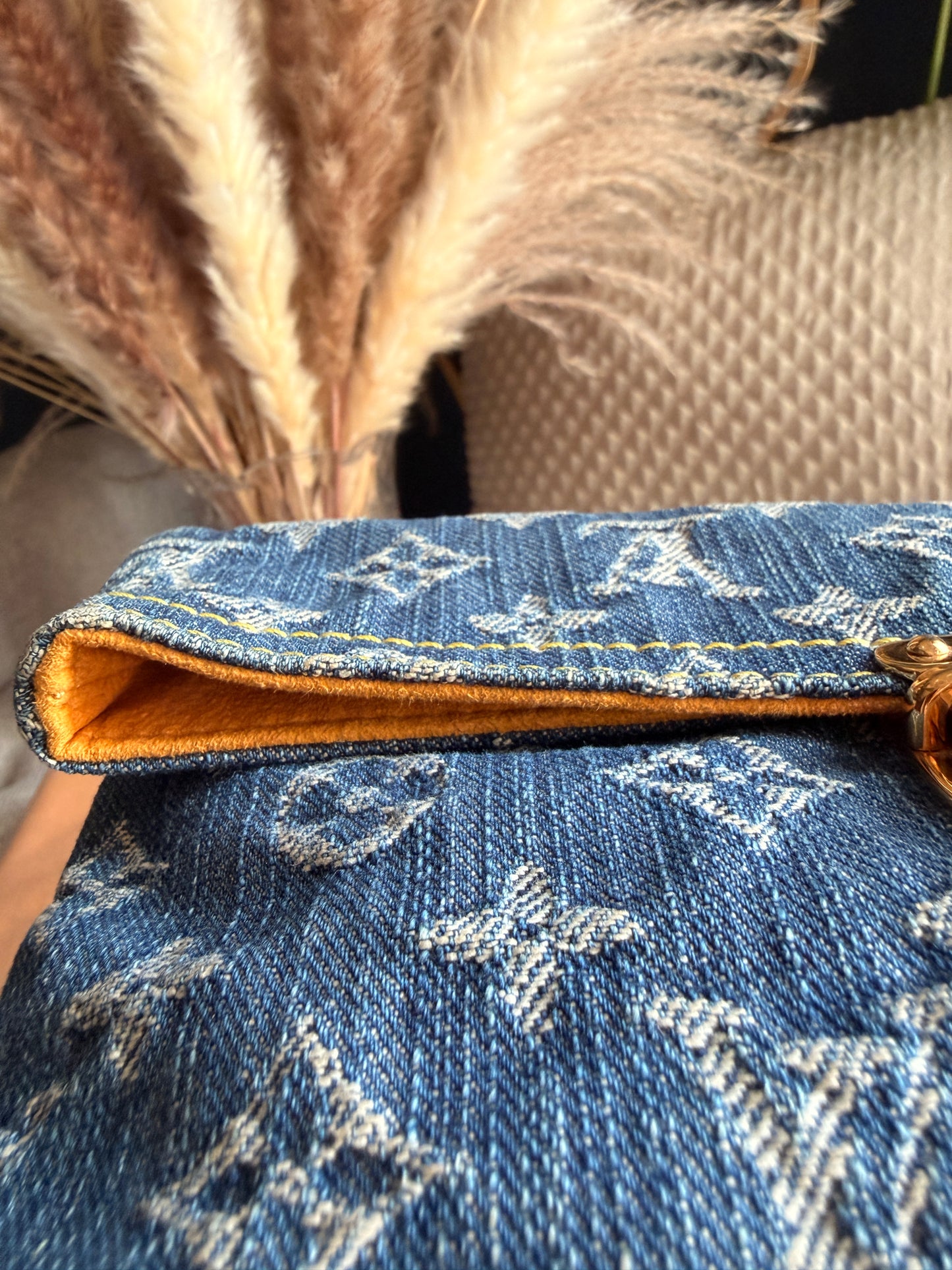 Louis Vuitton Blue Monogram Denim Pochette Plat clutch