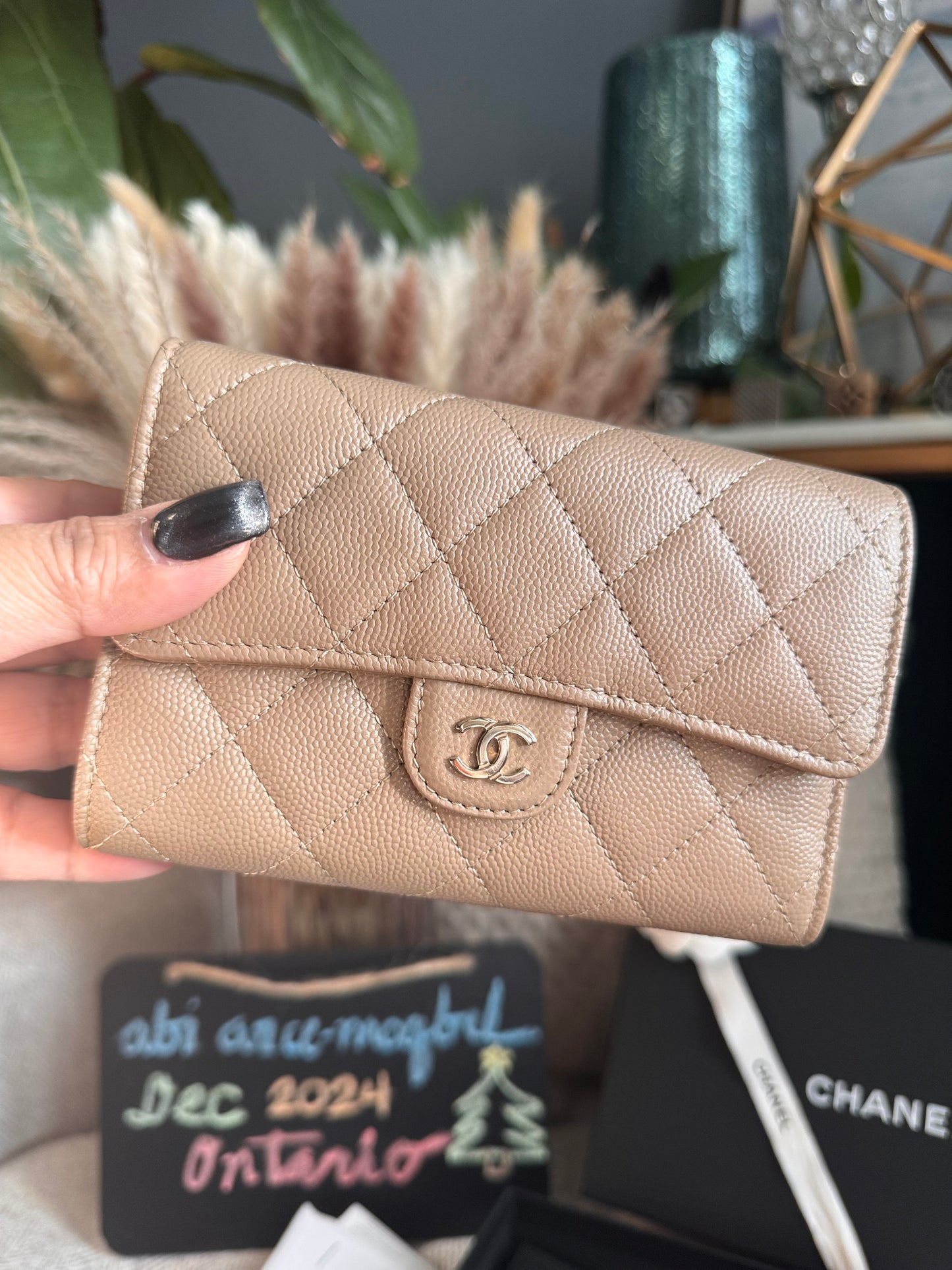 Chanel Medium Portefeuille -NEW in BOX, full inclusions