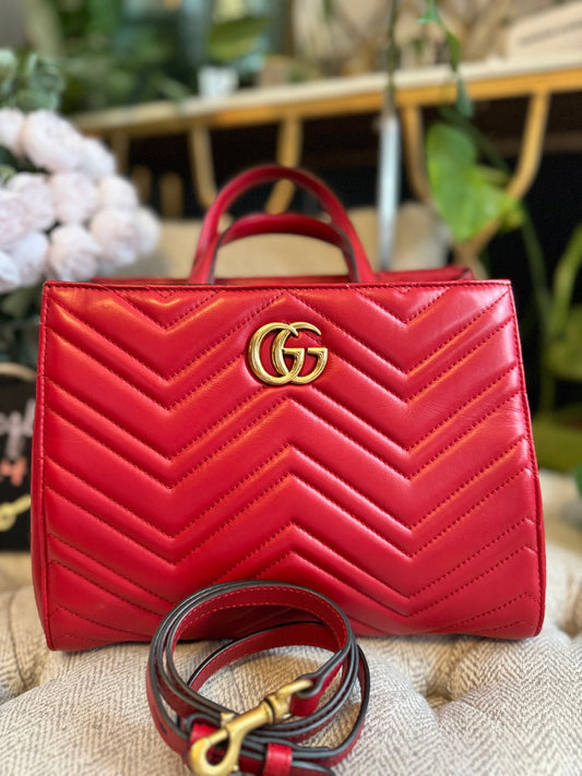 Gucci  Small GG Marmont Matelasse Tote