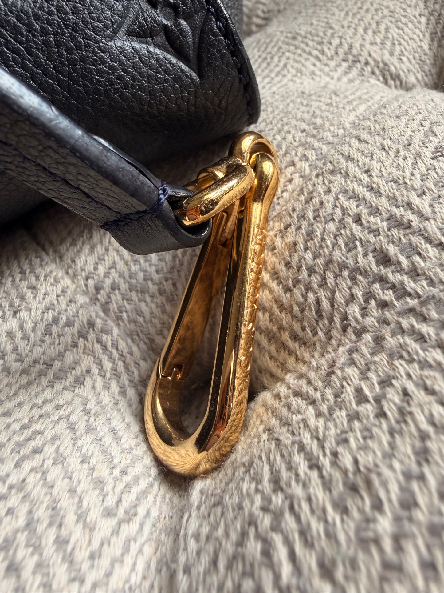 Louis Vuitton Lumineuse PM in Infini Empreinte