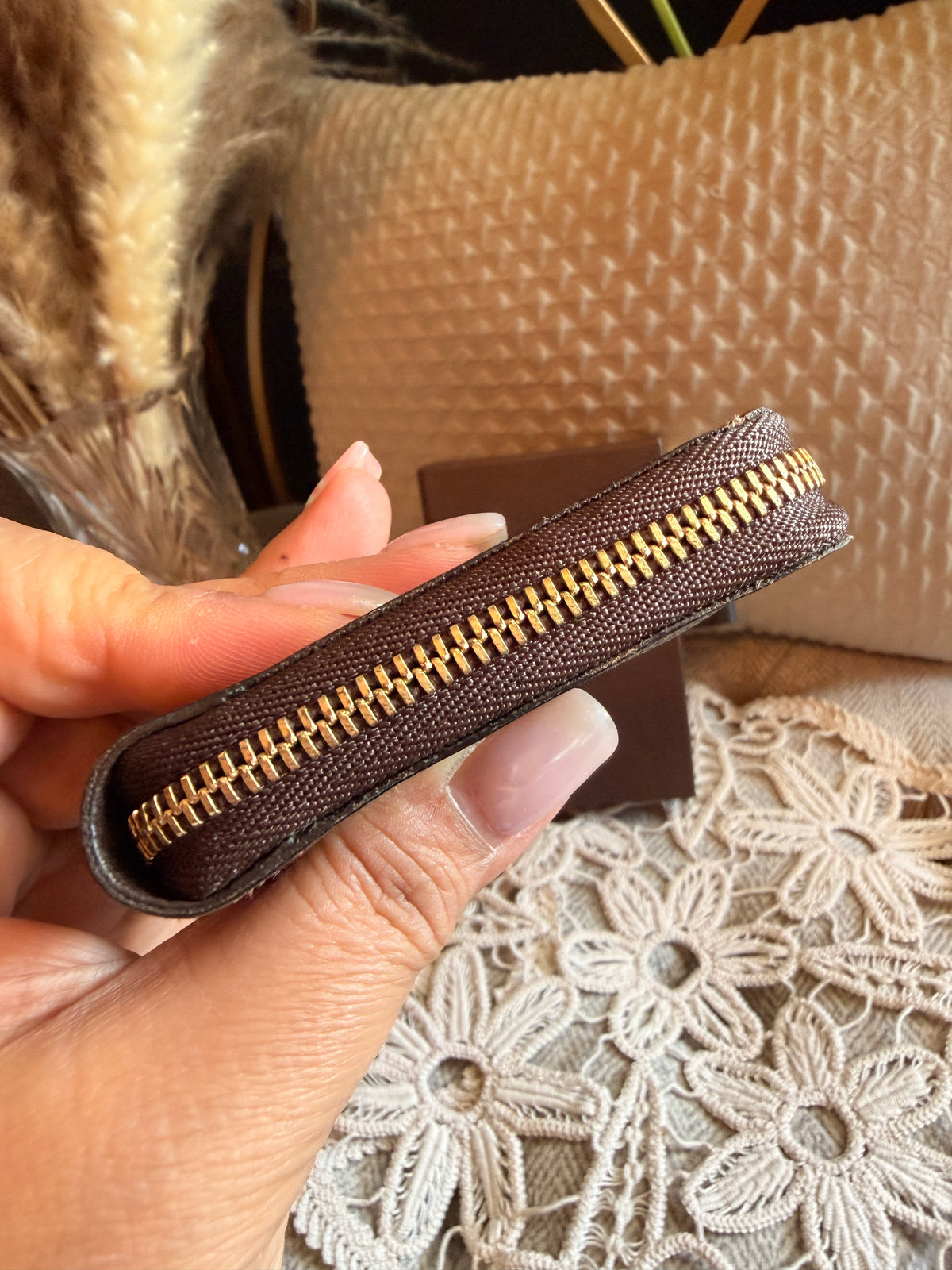 Louis Vuitton Zippy Coin Purse in Damier Ebene