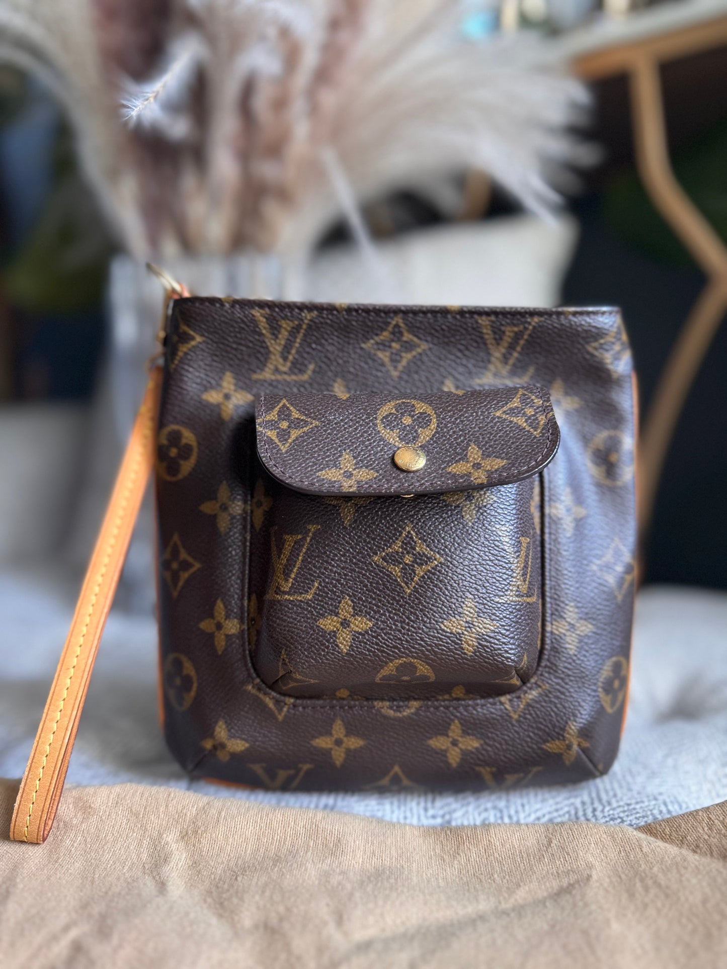 Louis Vuitton Partition Wristlet