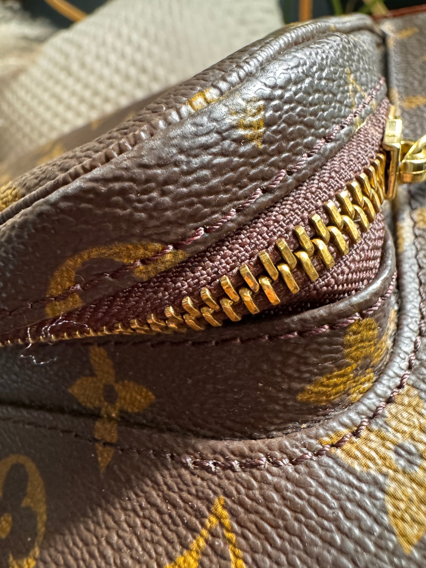 Louis Vuitton Vintage Montsouris GM