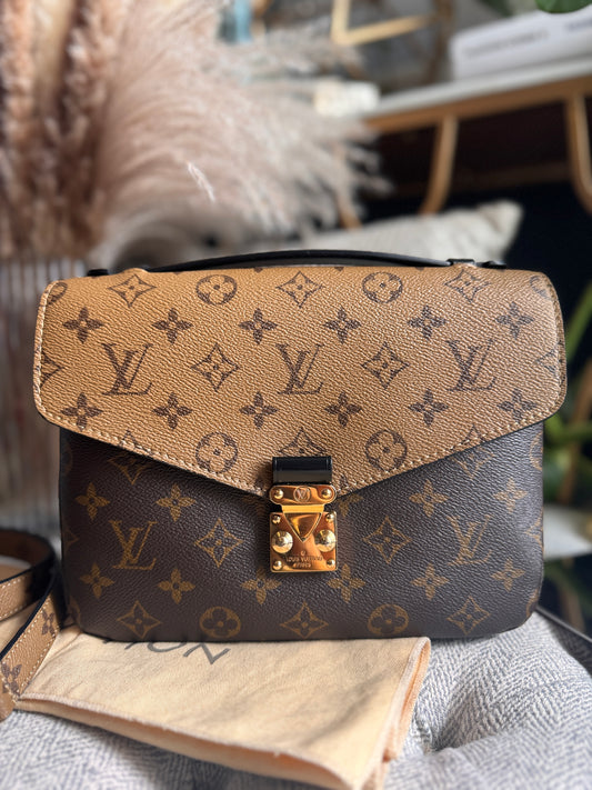 Louis Vuitton Pochette Metis in Reverse Monogram