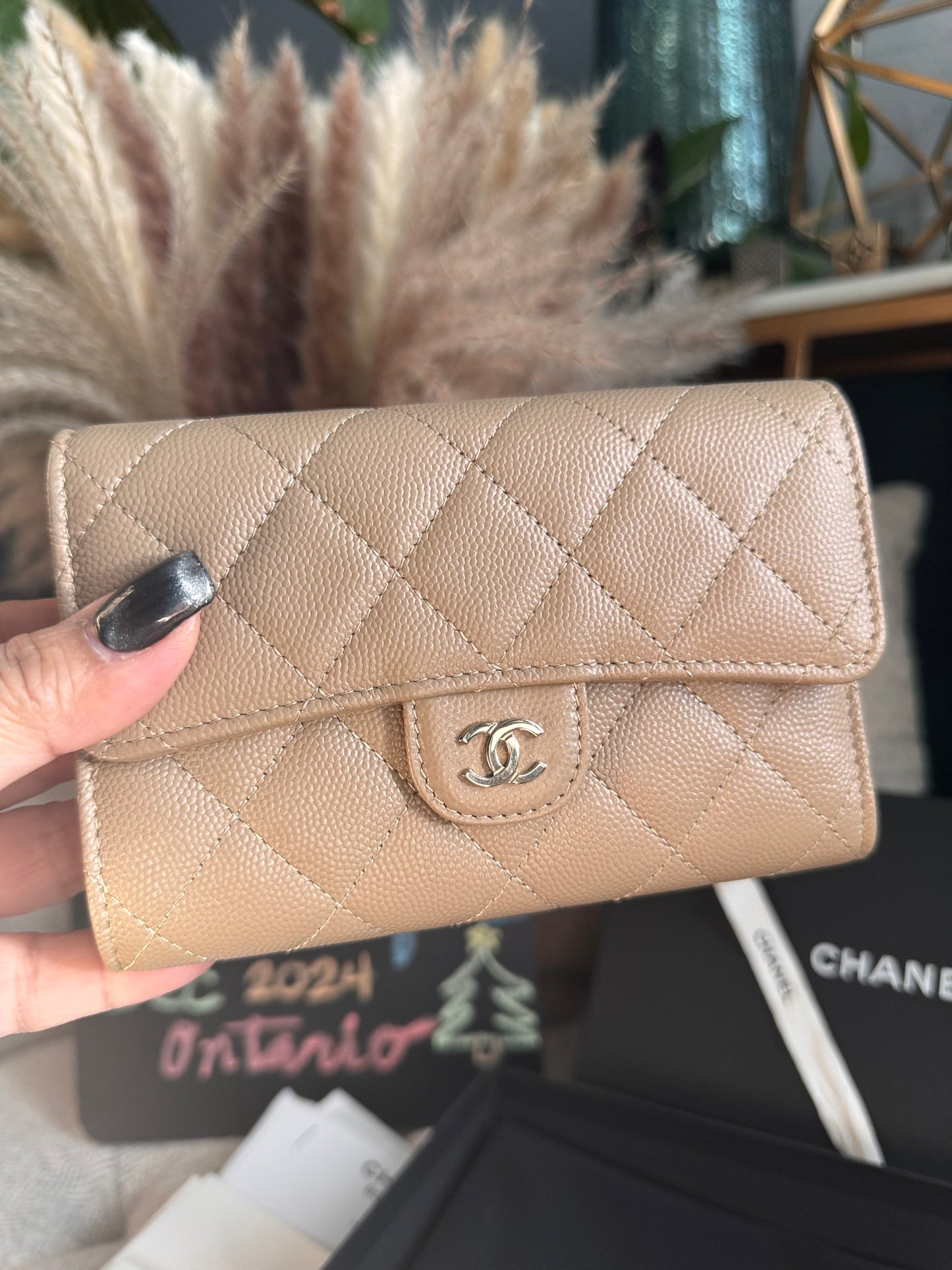 Chanel Medium Portefeuille -NEW in BOX, full inclusions