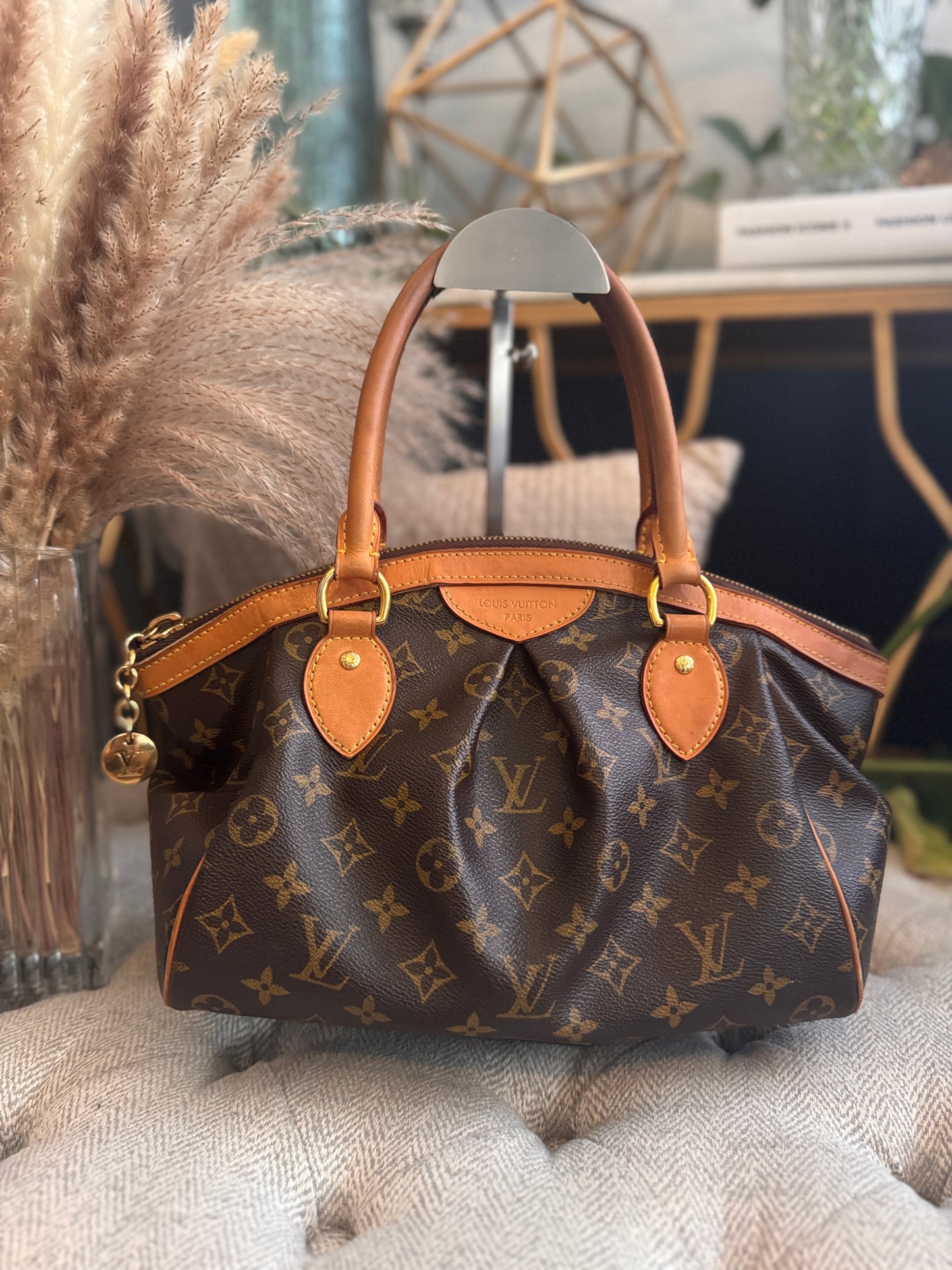 Louis Vuitton Vintage Tivoli PM