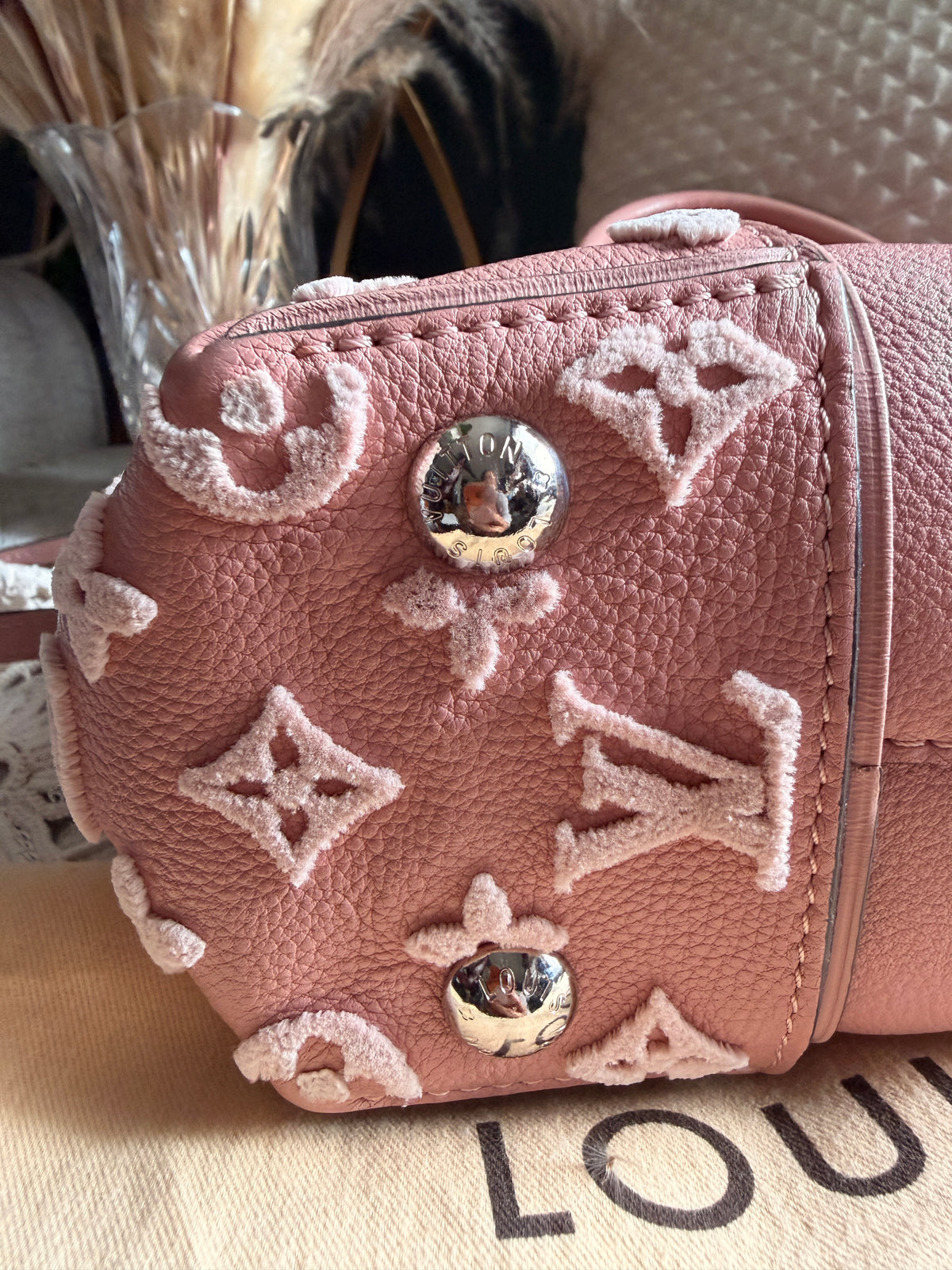 Louis Vuitton W Tote BB