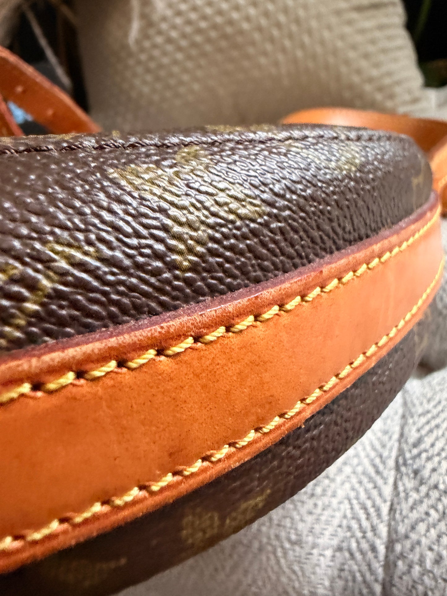 Louis Vuitton Vintage Chantilly GM