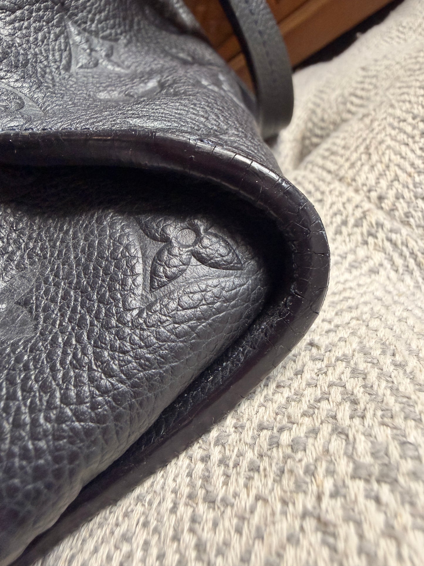 Louis Vuitton Lumineuse PM in Infini Empreinte