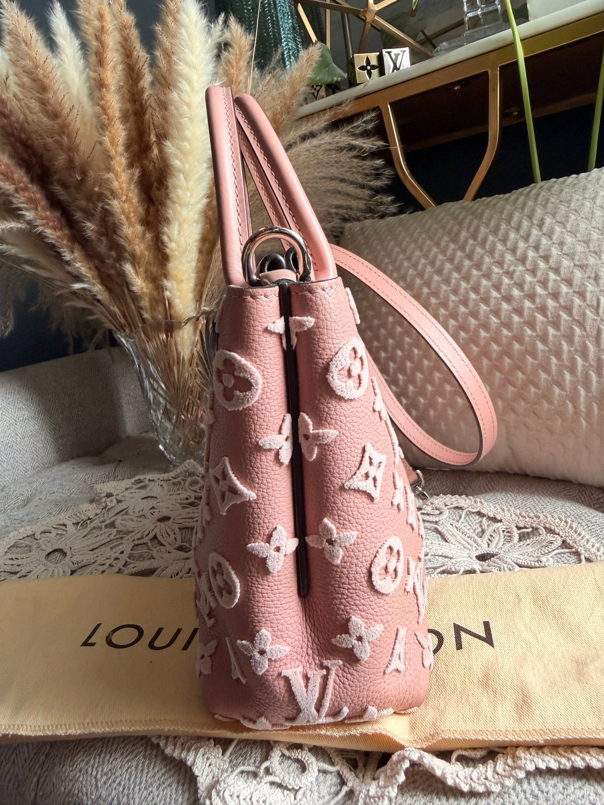 Louis Vuitton W Tote BB