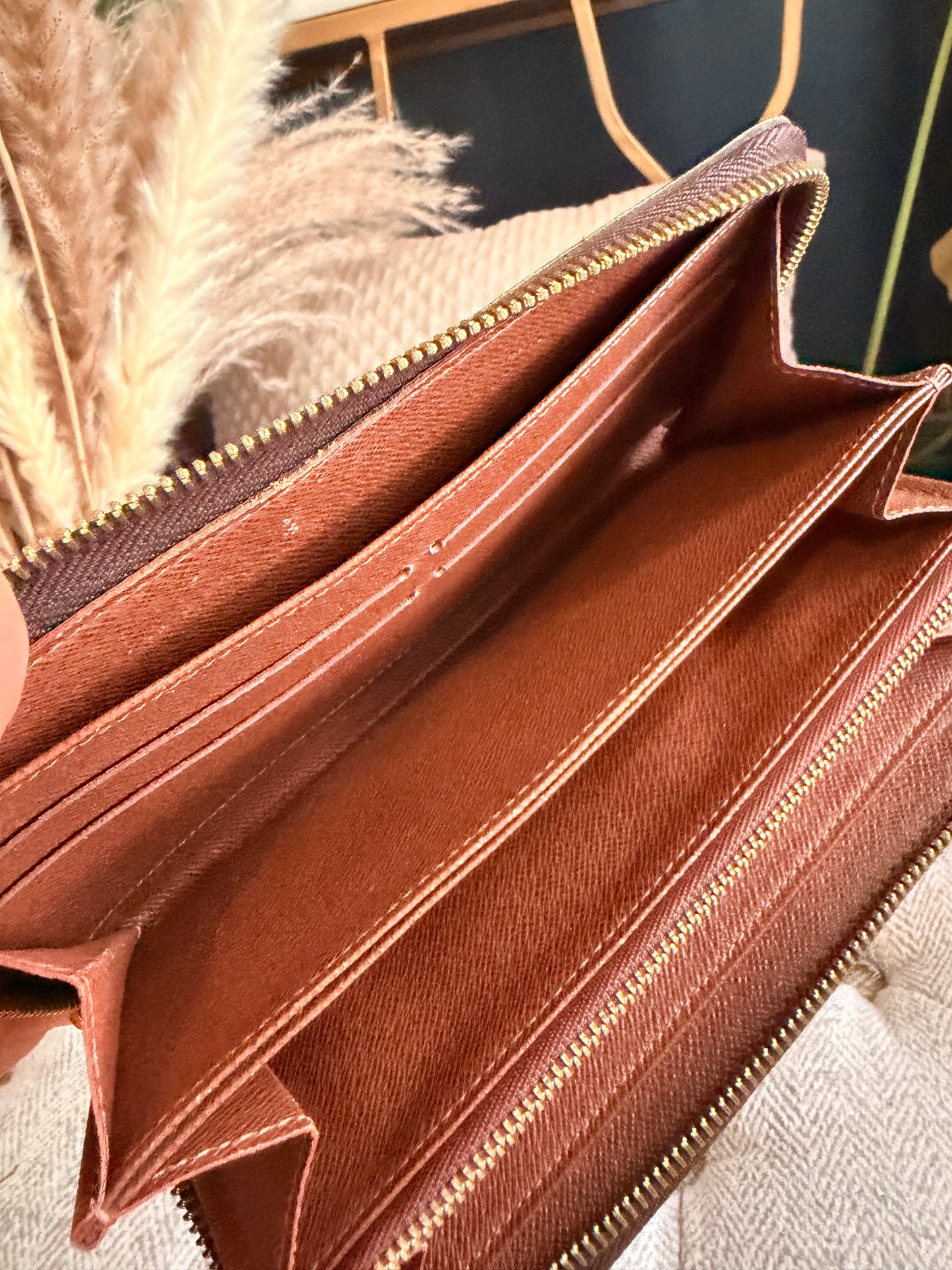 Louis Vuitton Zippy Wallet