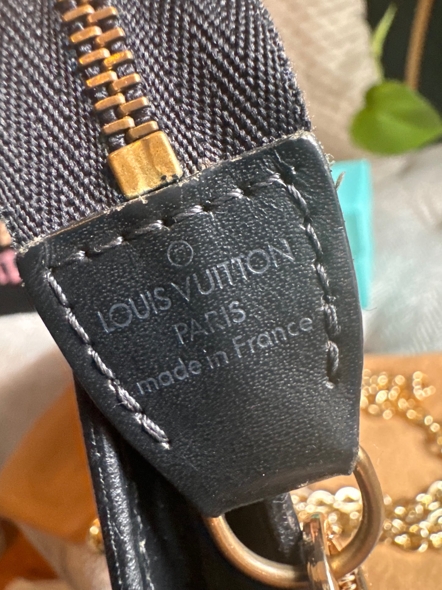 Louis Vuitton Vintage Black Epi Pochette